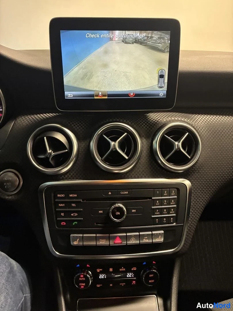 Harmaa Mercedes-Benz A 200 d 4MATIC 2017, ohjaamo, kuva 10