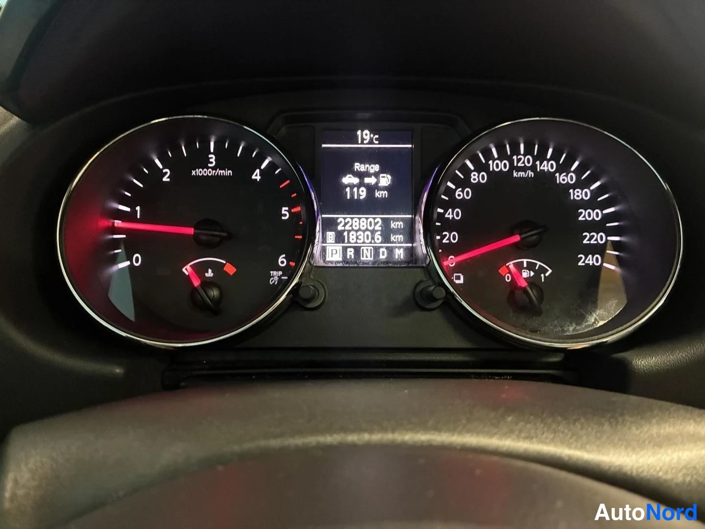 Violetti Nissan Qashqai 2010, yksityiskohta, kuva 18