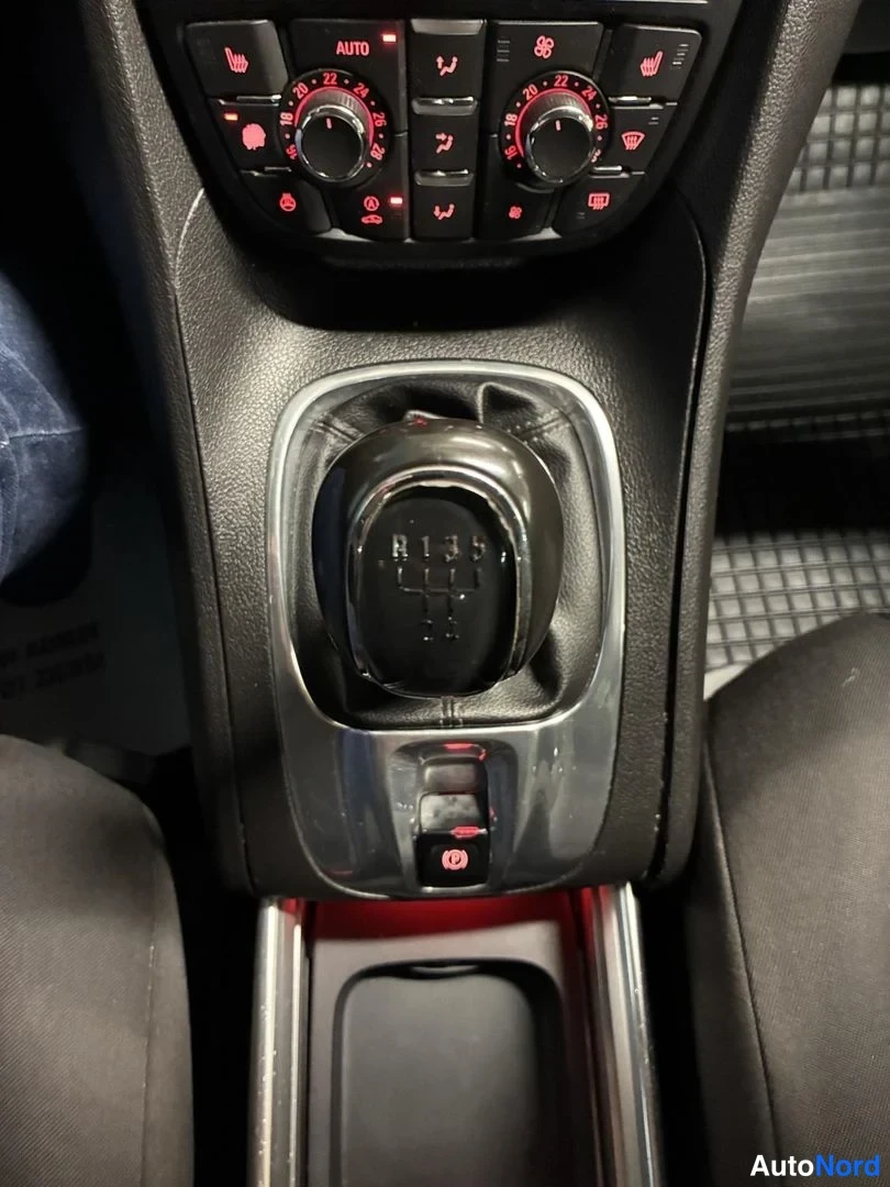 Hopea Opel Meriva 2010, yksityiskohta, kuva 17