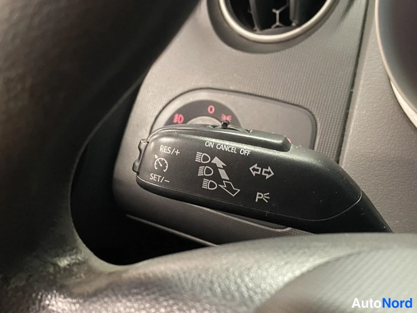 Harmaa Seat Ibiza ST 2011, yksityiskohta, kuva 15