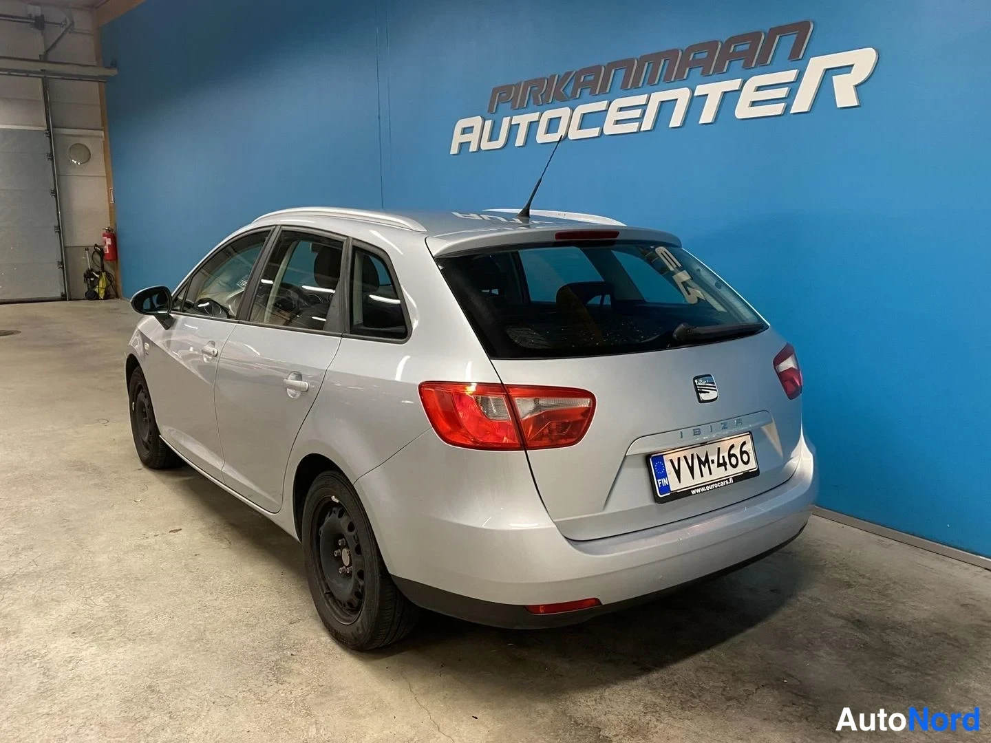 Harmaa Seat Ibiza ST 2011, takaviisto, kuva 5