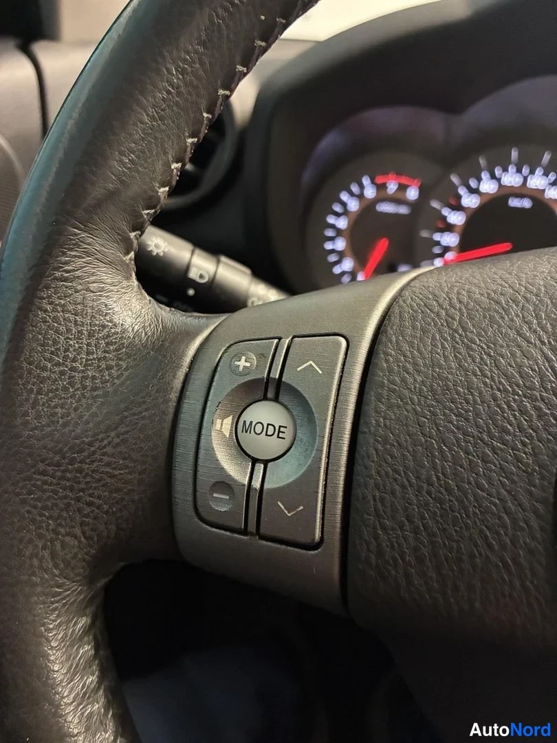 Hopea Toyota RAV4 2007, yksityiskohta, kuva 18