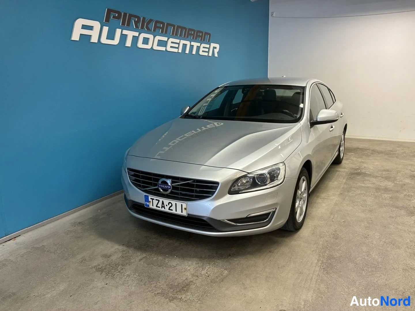 Volvo S60 T3 Momentum 2014