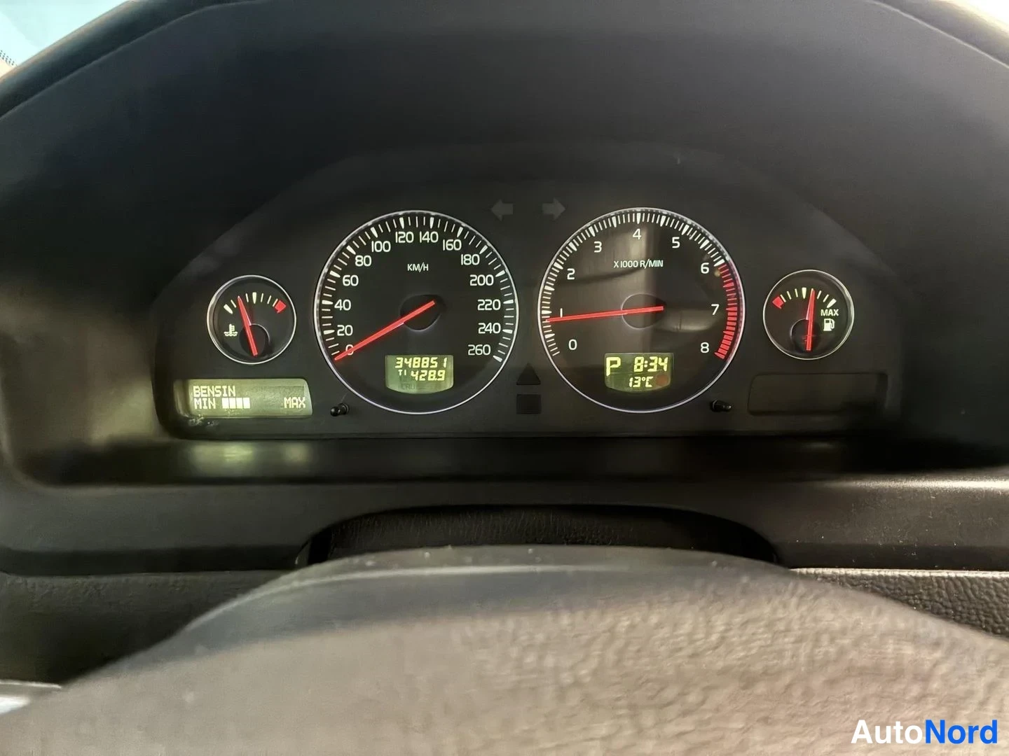Sininen Volvo S60 2005, yksityiskohta, kuva 15