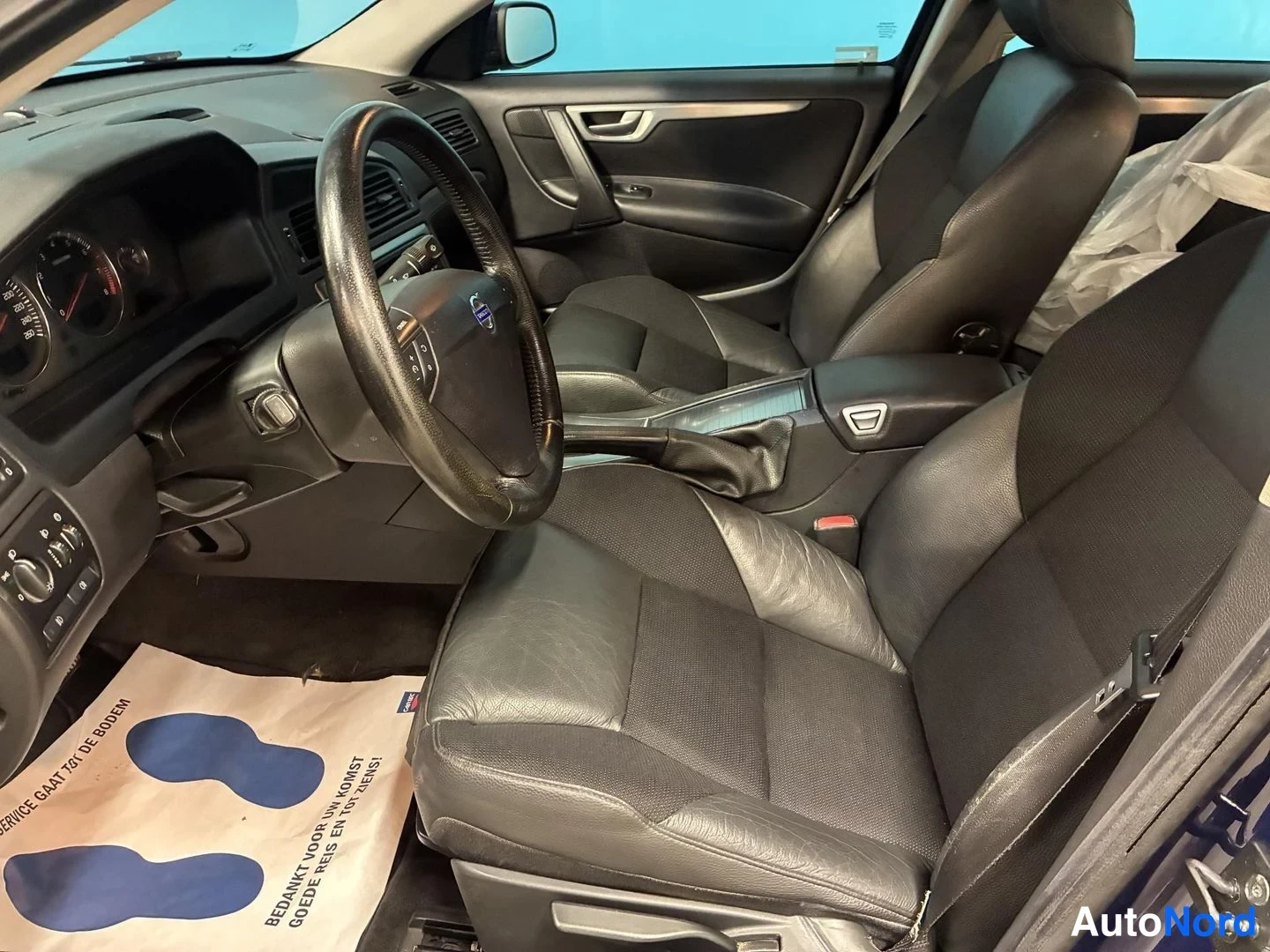 Sininen Volvo S60 2005, etuistuimet, kuva 10