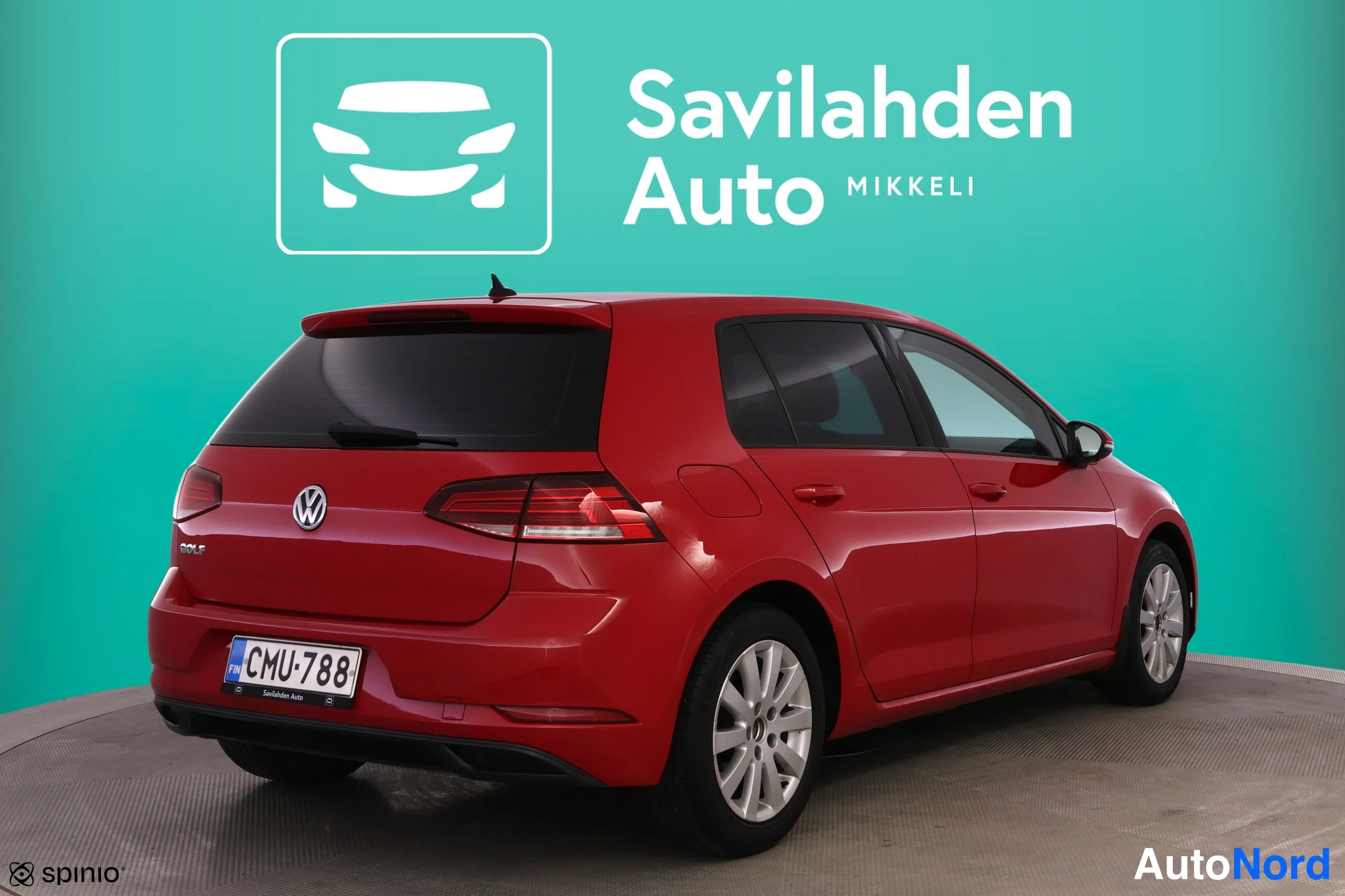 Punainen Volkswagen Golf 2019, kuva 8