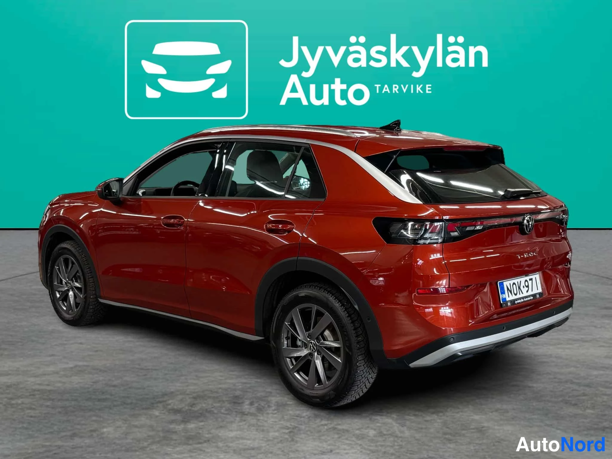 Punainen Volkswagen T-Roc 2026, takaviisto, kuva 11