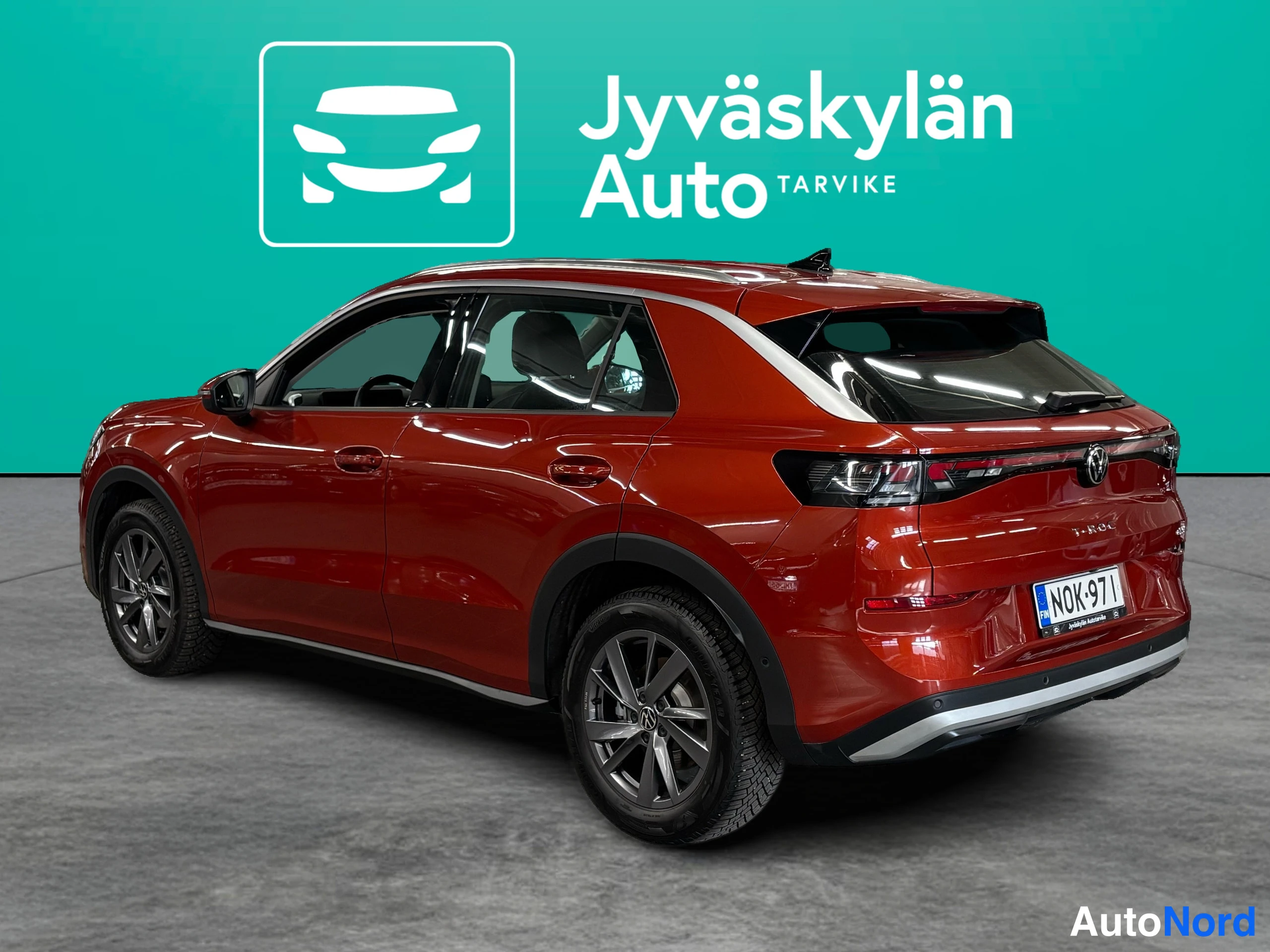 Punainen Volkswagen T-Roc 2026, takaviisto, kuva 12