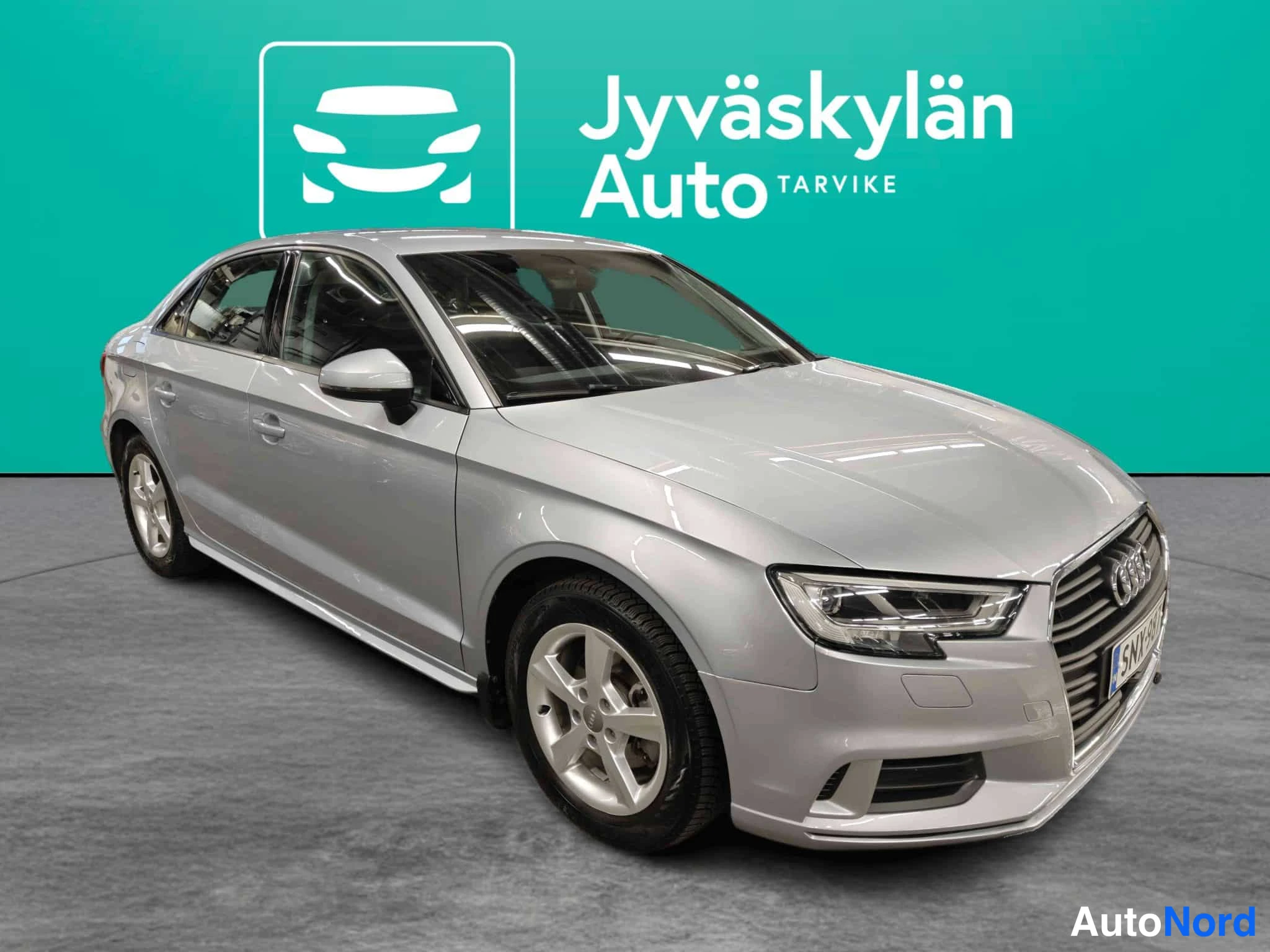 Silver Audi A3 2017, front three-quarter, nose to the right, photo 7