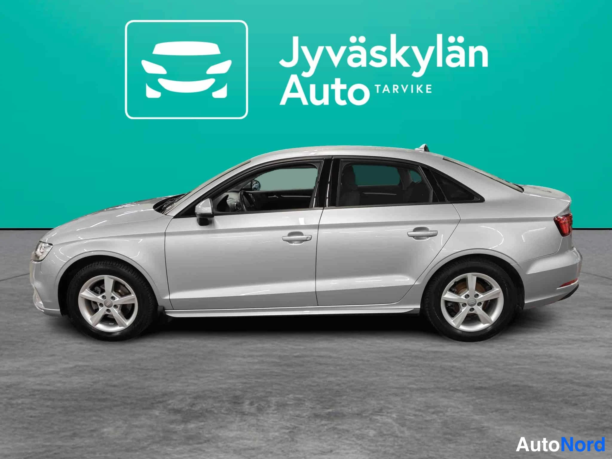 Silver Audi A3 2017, front three-quarter, nose to the left, photo 2