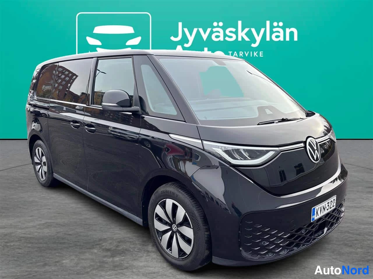 Black Volkswagen ID. Buzz 2023, front three-quarter, nose to the right, photo 2