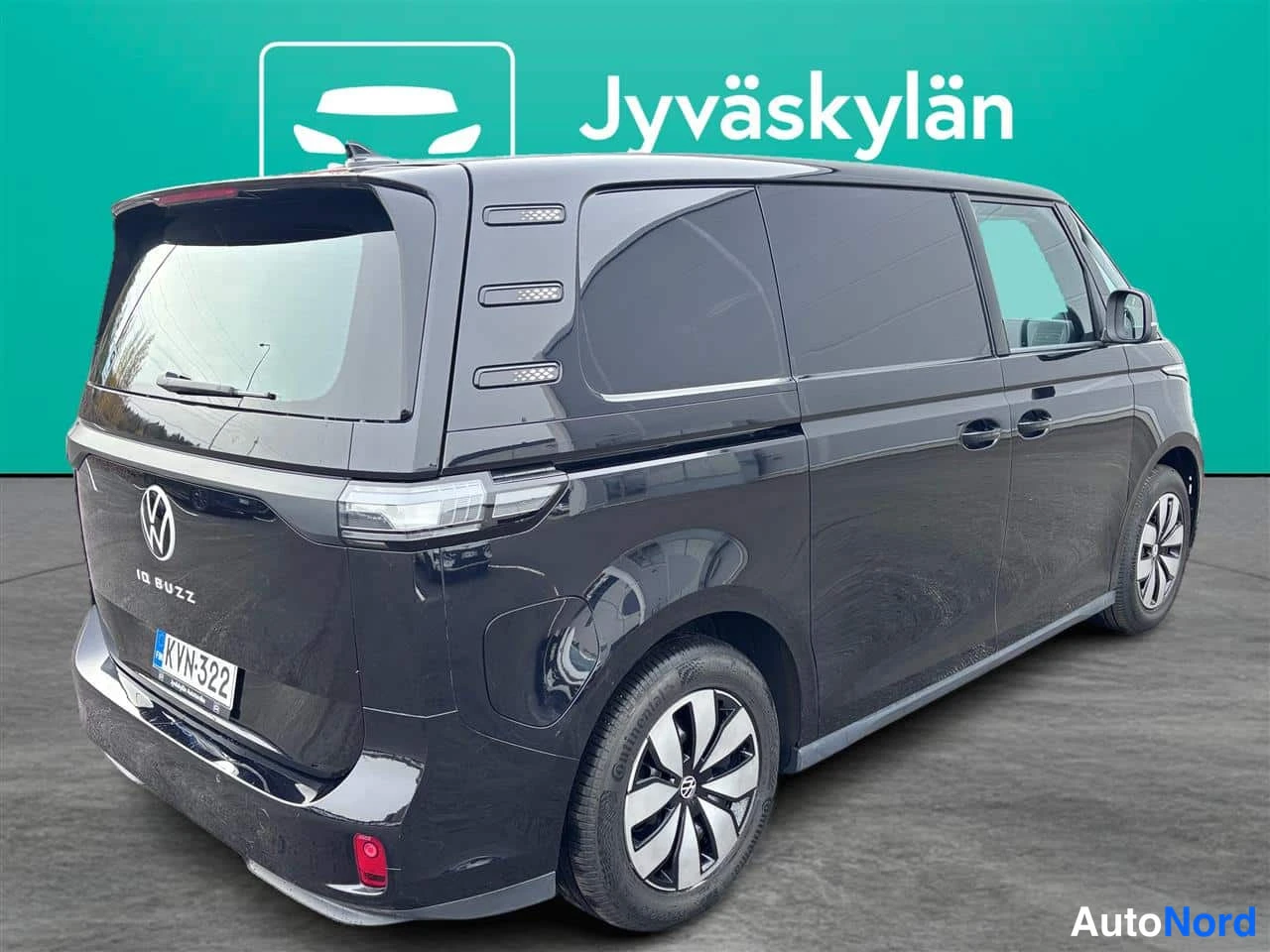 Black Volkswagen ID. Buzz 2023, rear three-quarter, photo 5