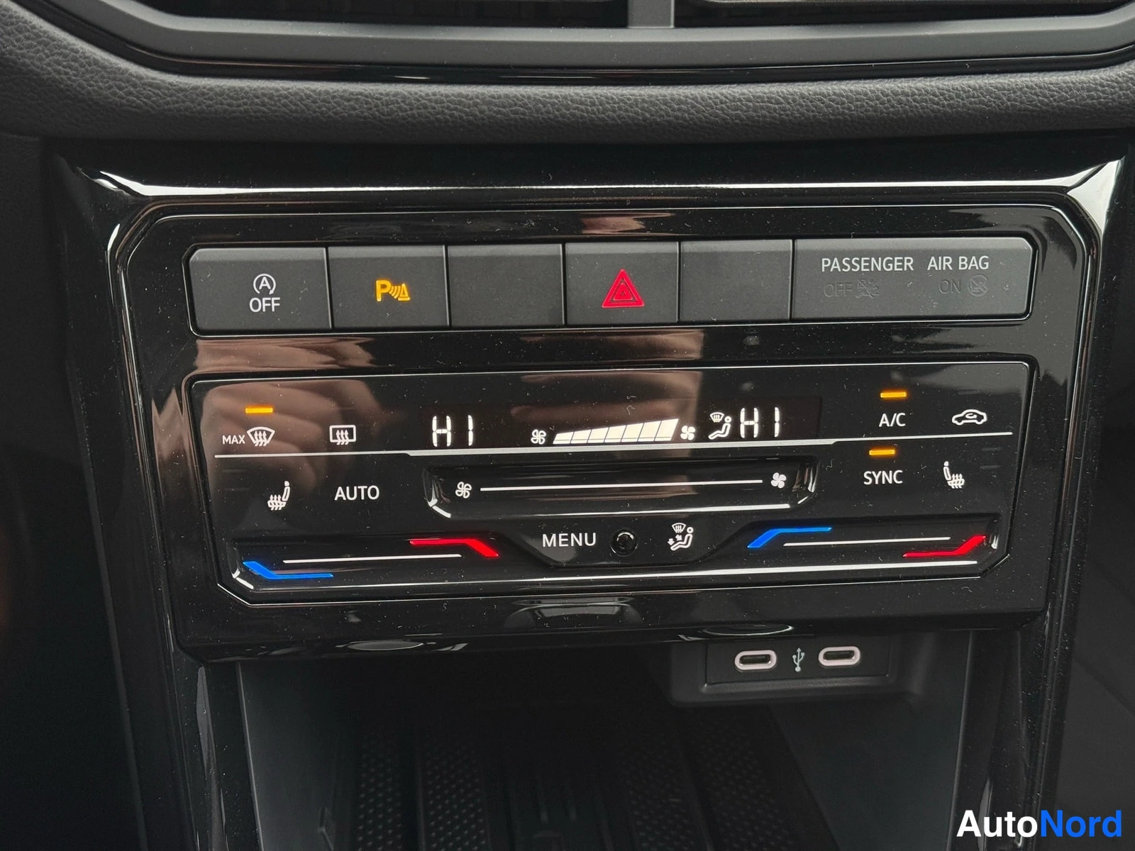 Harmaa Volkswagen T-Cross 2026, yksityiskohta, kuva 12