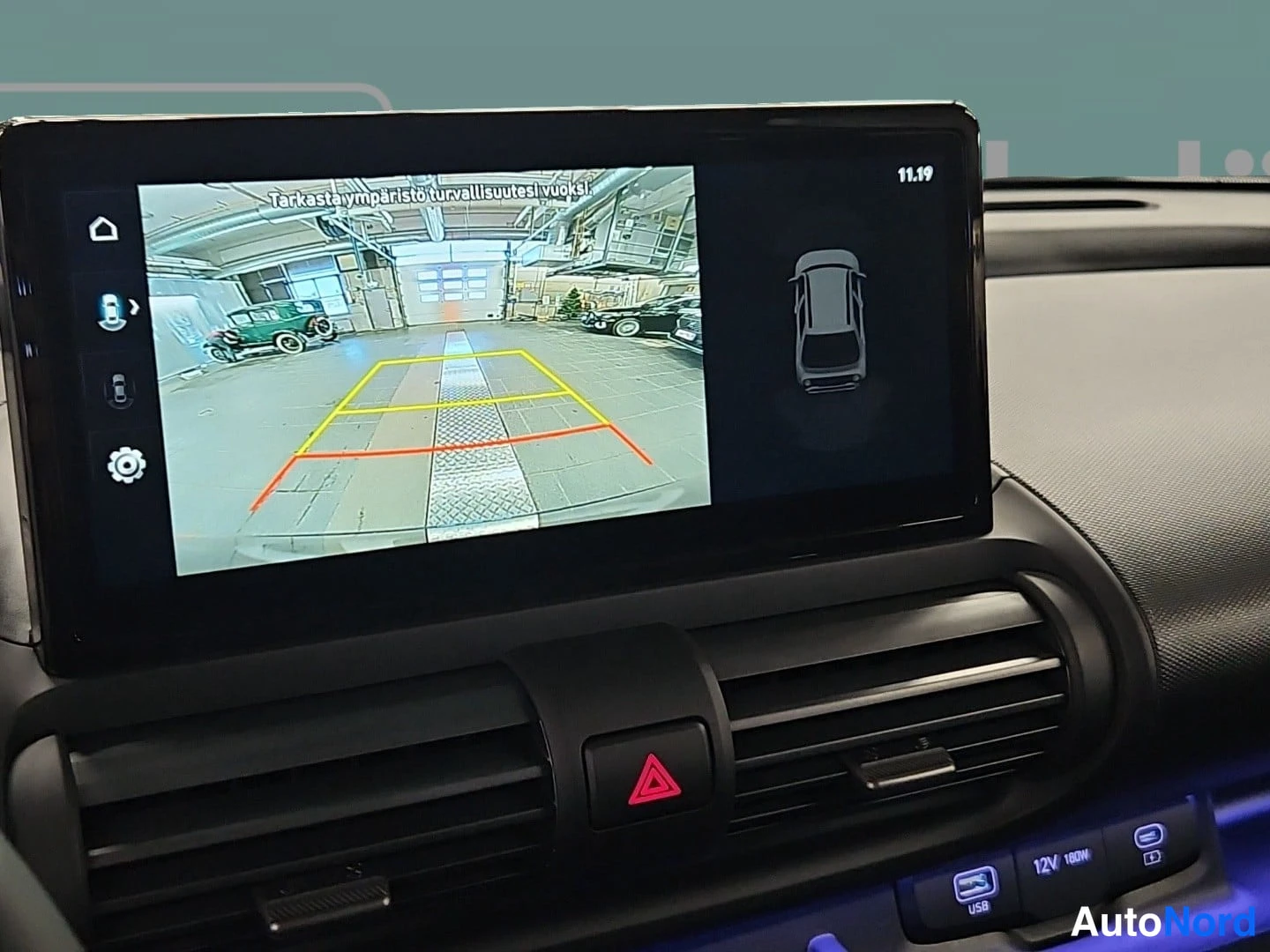 Oranssi Hyundai Inster 2026, yksityiskohta, kuva 20