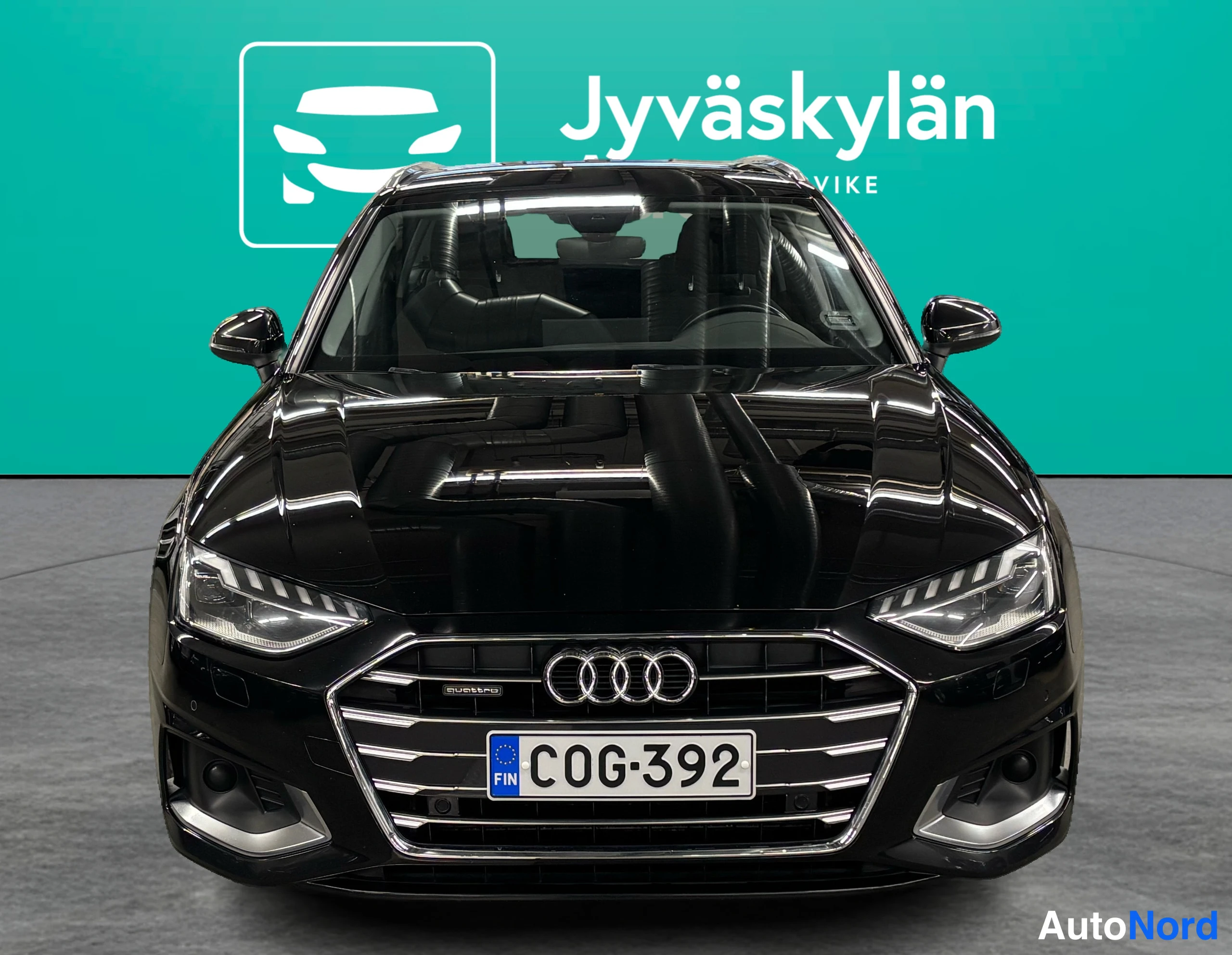 Musta Audi A4 2020, edestä, kuva 7