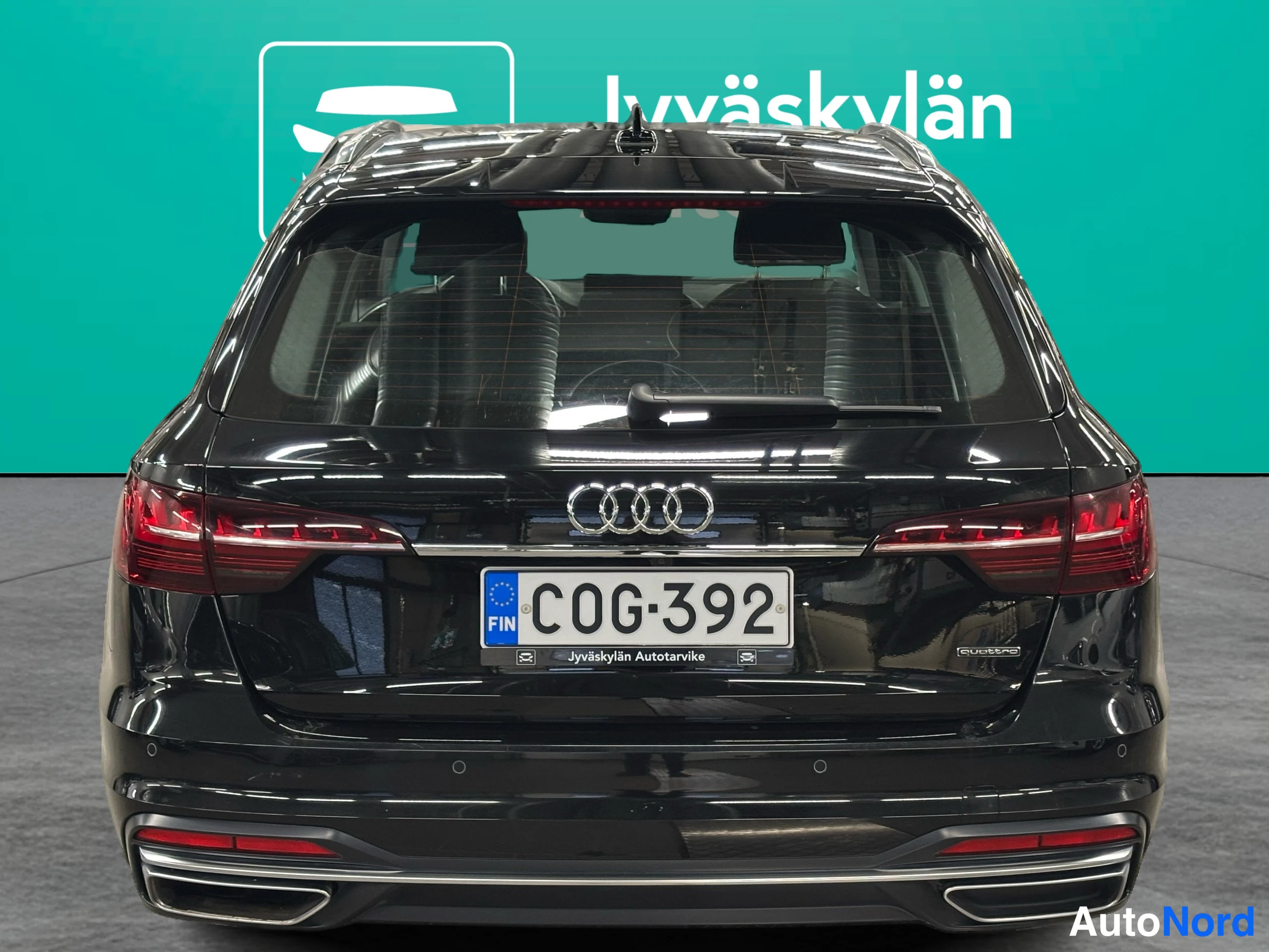 Musta Audi A4 2020, takaa, kuva 13