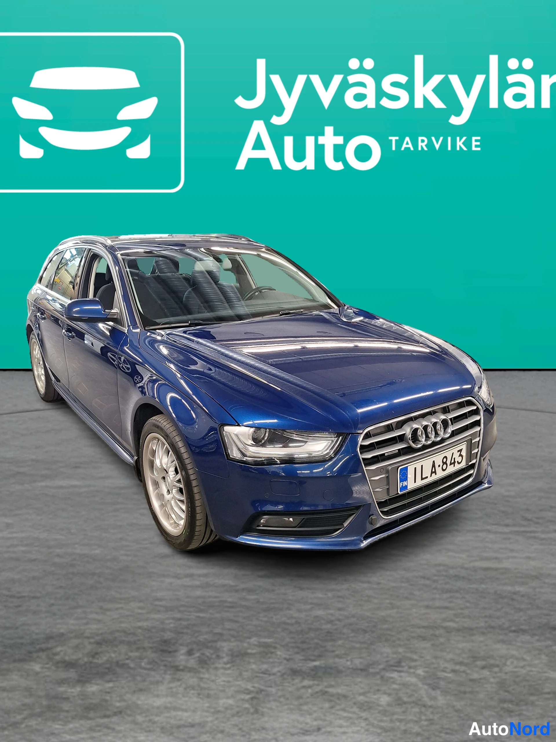 Sininen Audi A4 2013, etuviisto, keula oikealle, kuva 8