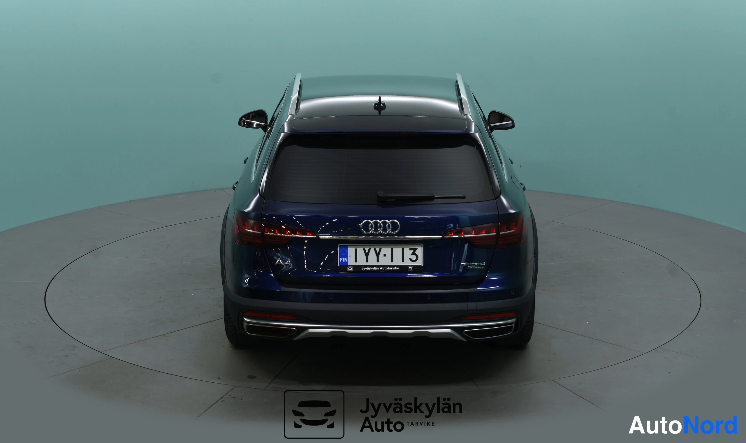 Sininen Audi A4 allroad quattro 2021, takaa, kuva 20
