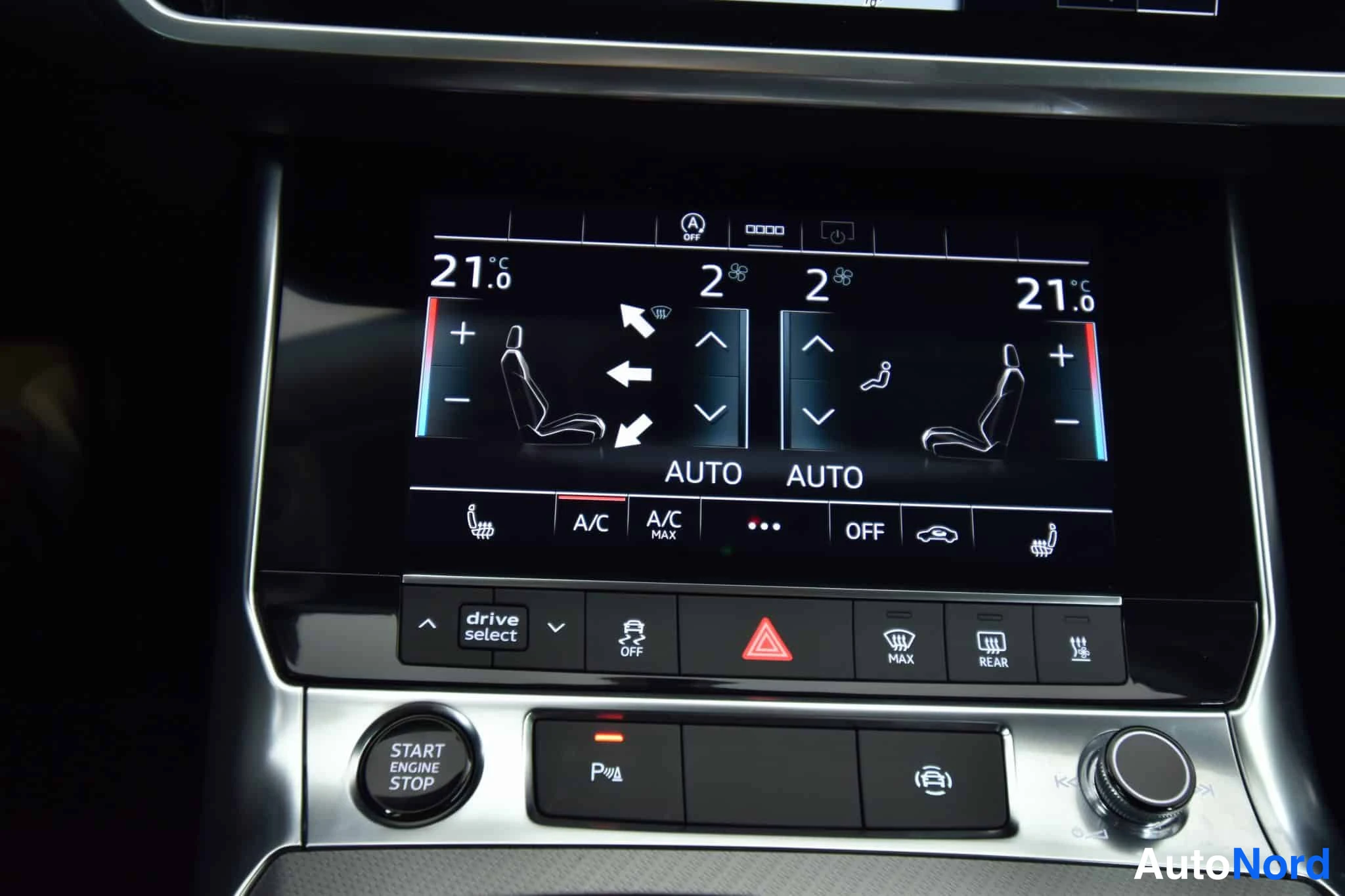 Vihreä Audi A6 2020, yksityiskohta, kuva 17