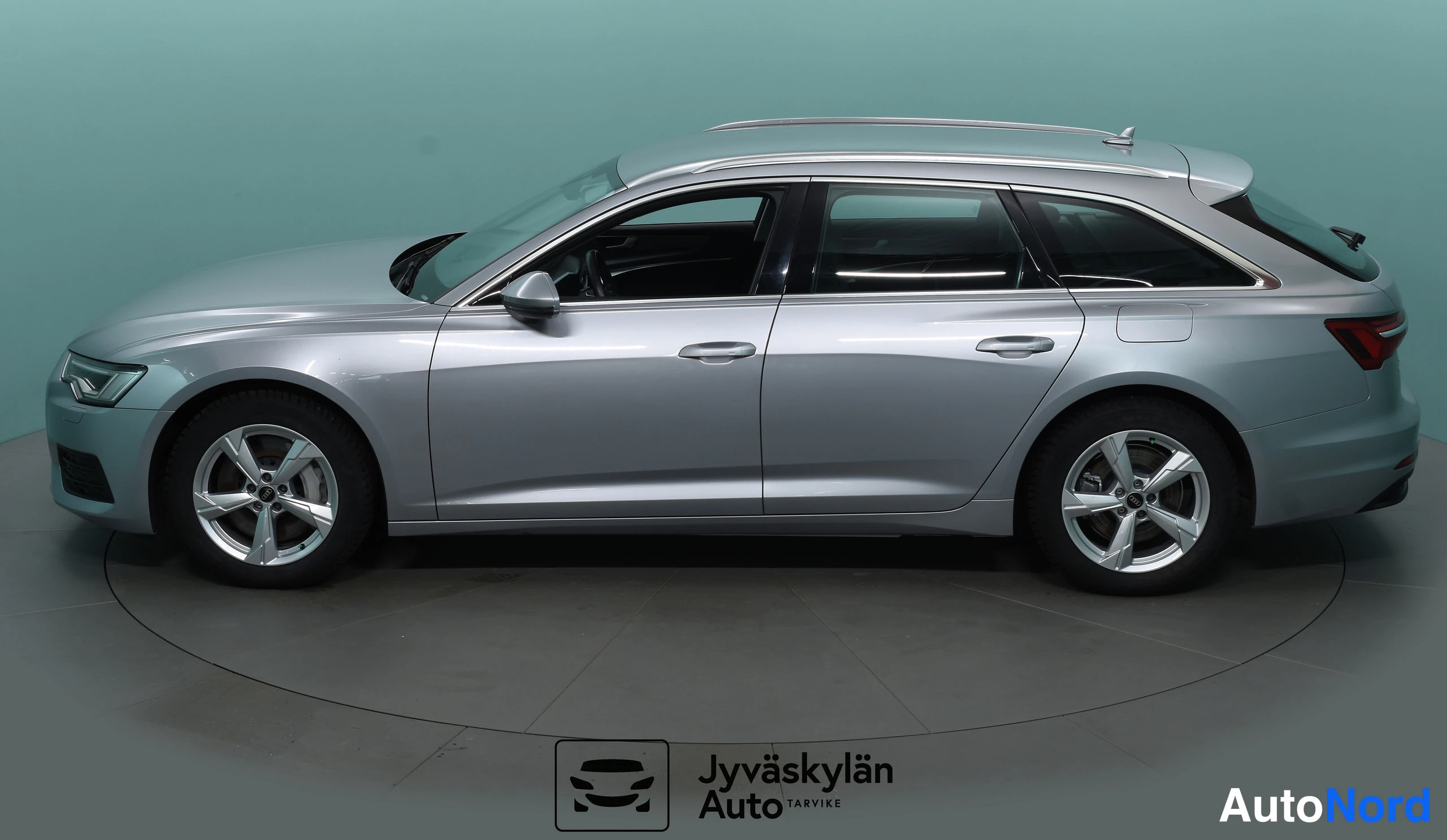 Hopea Audi A6 Avant 2024, sivulta, kuva 9