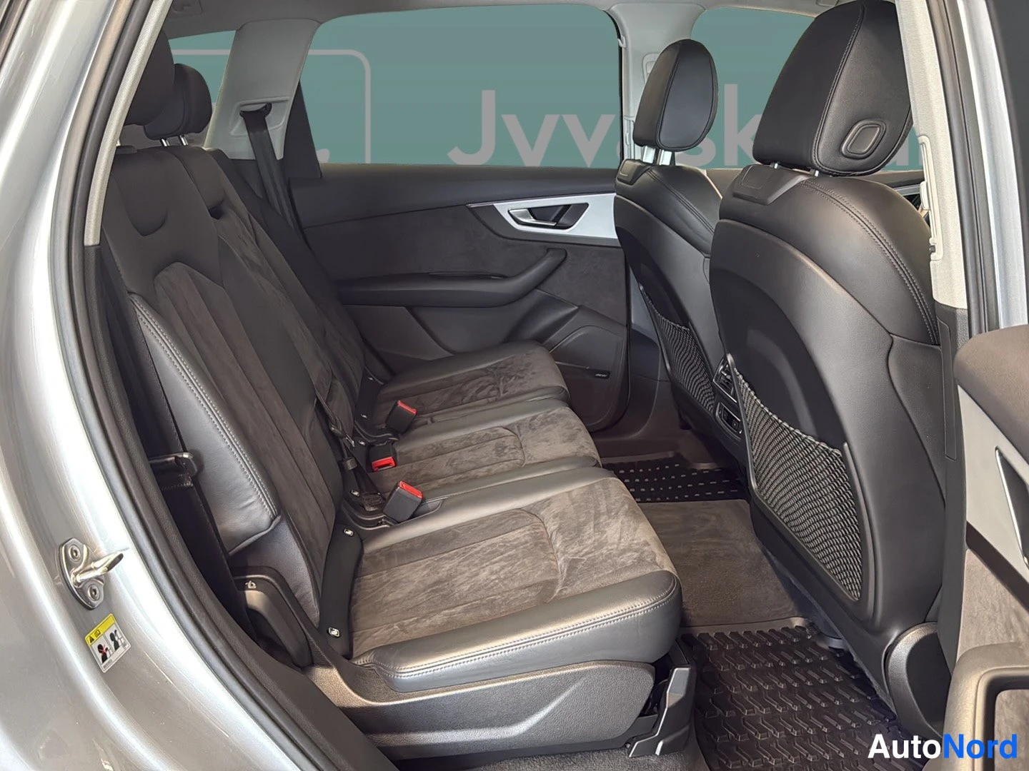 Hopea Audi Q7 2018, kuva 24