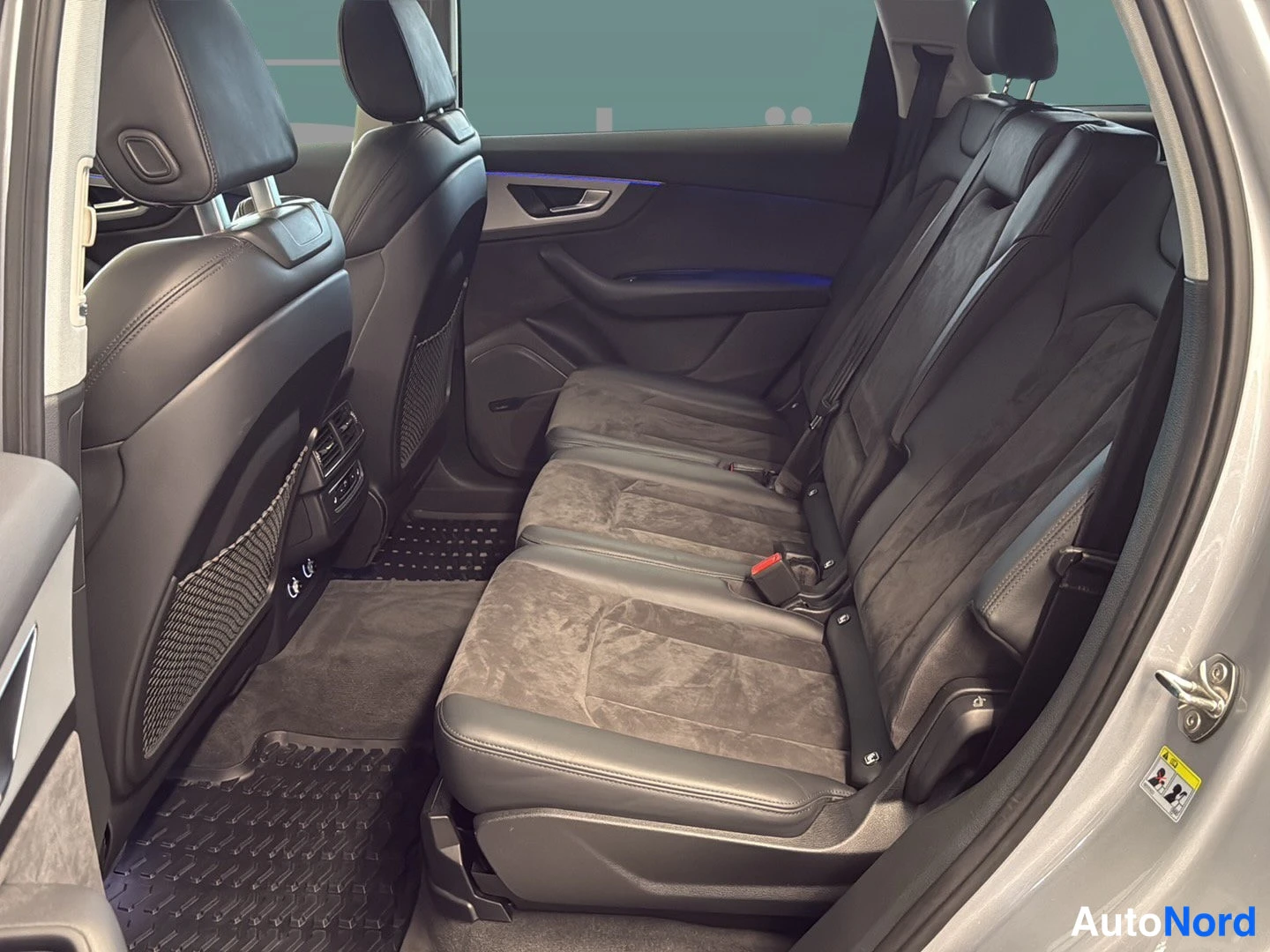 Hopea Audi Q7 2018, kuva 25
