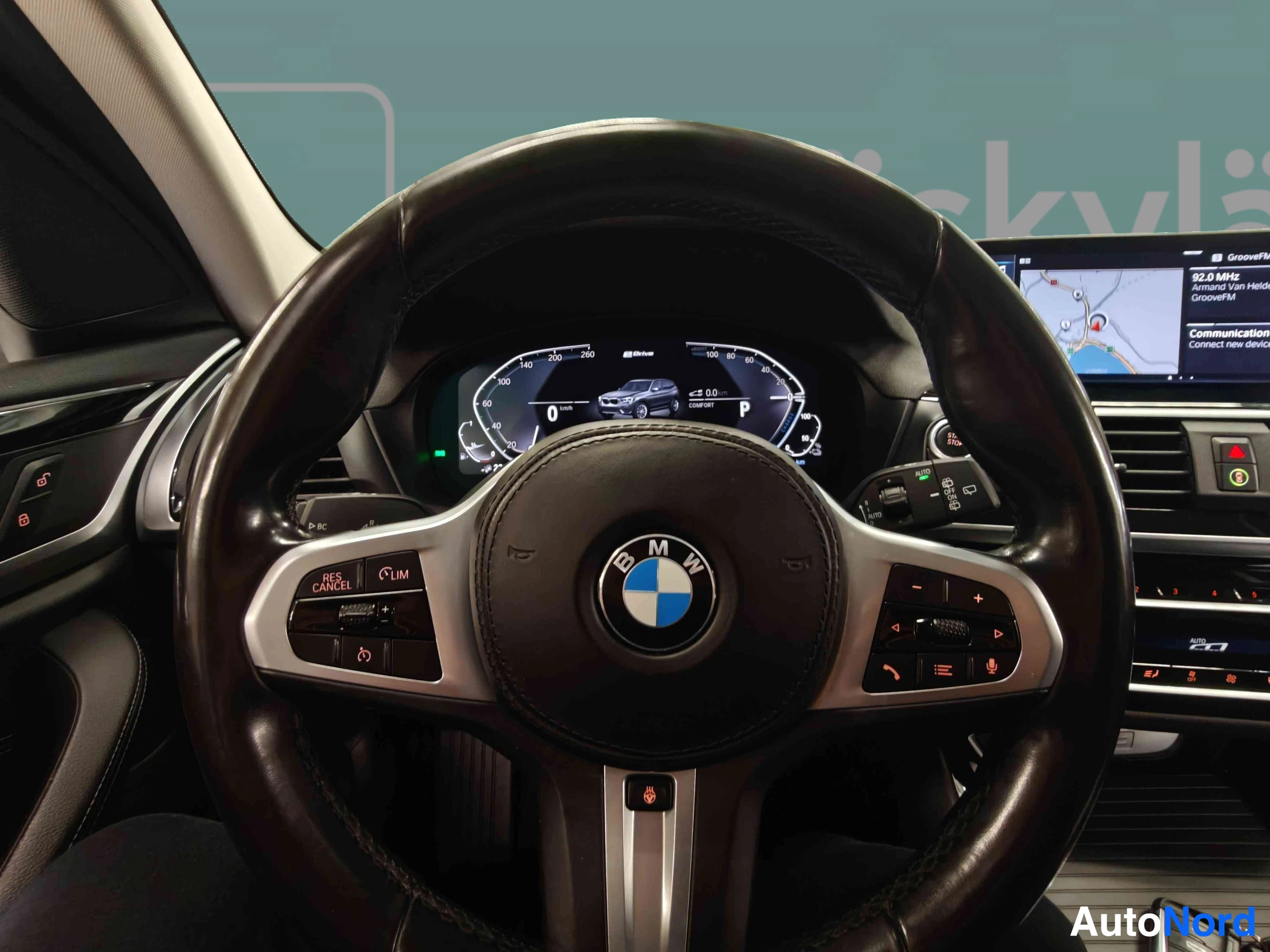 Harmaa BMW X3 2020, ohjaamo, kuva 22