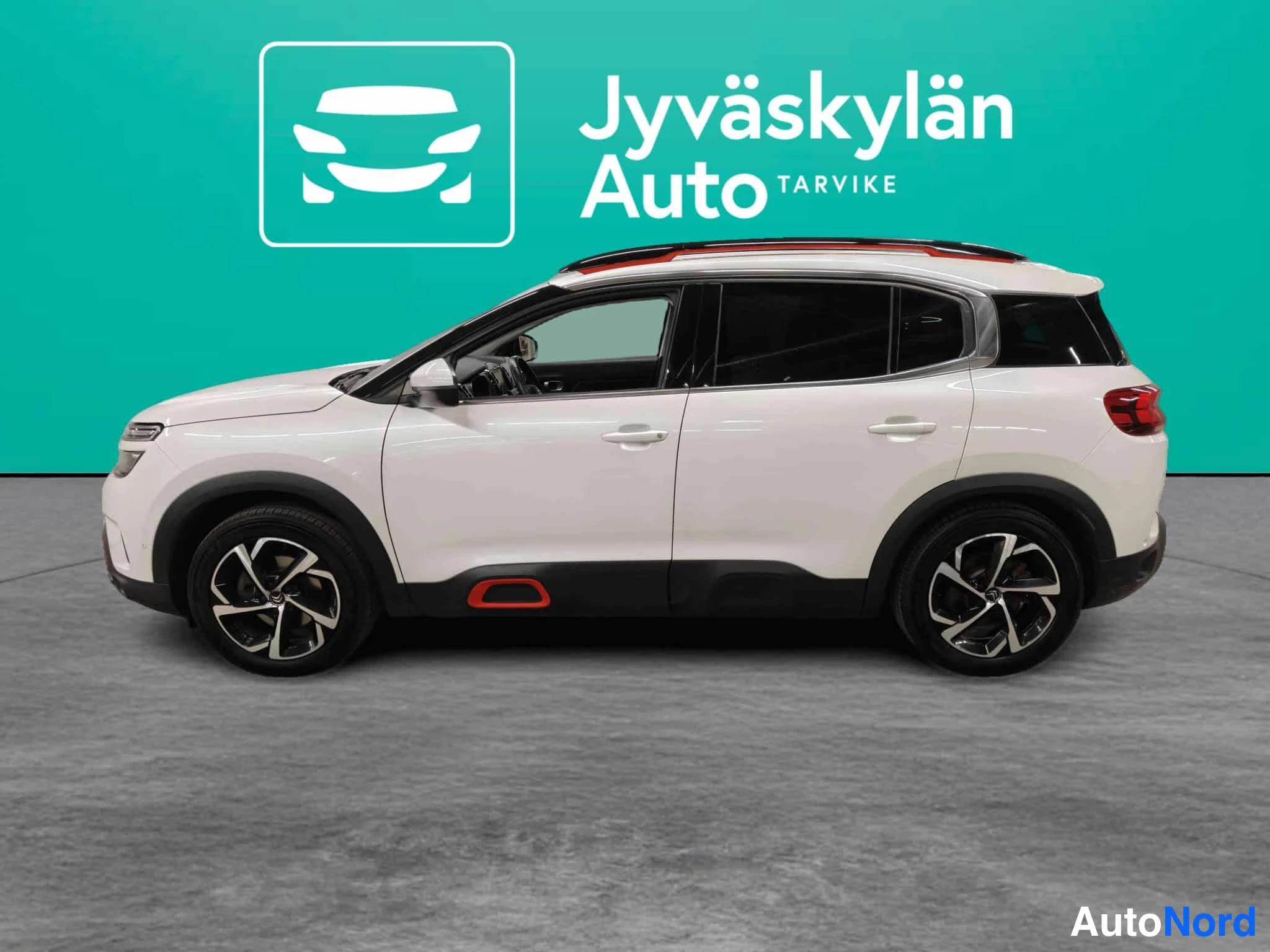 Valkoinen Citroen C5 Aircross 2020, sivulta, kuva 9