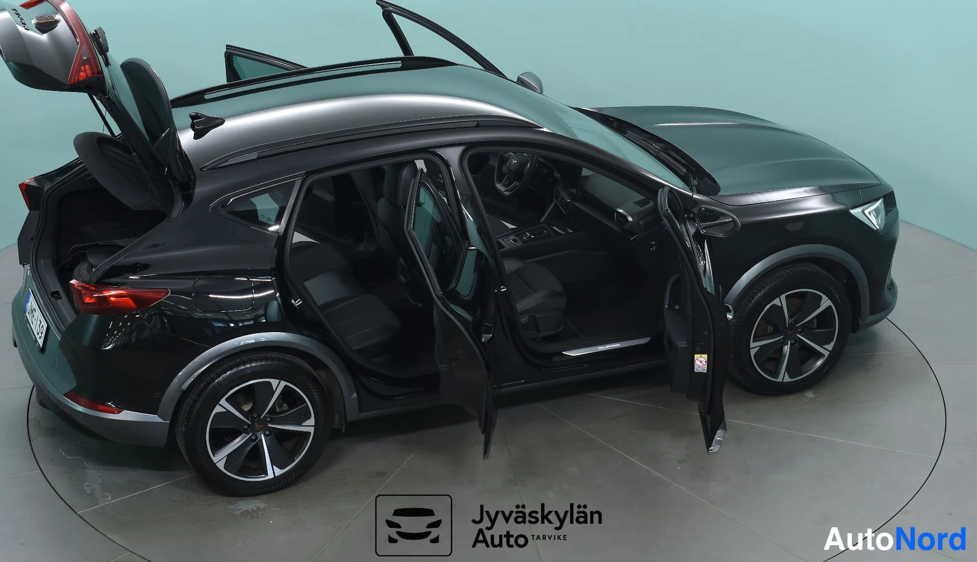 Black Cupra Formentor 2021, rear three-quarter, photo 9