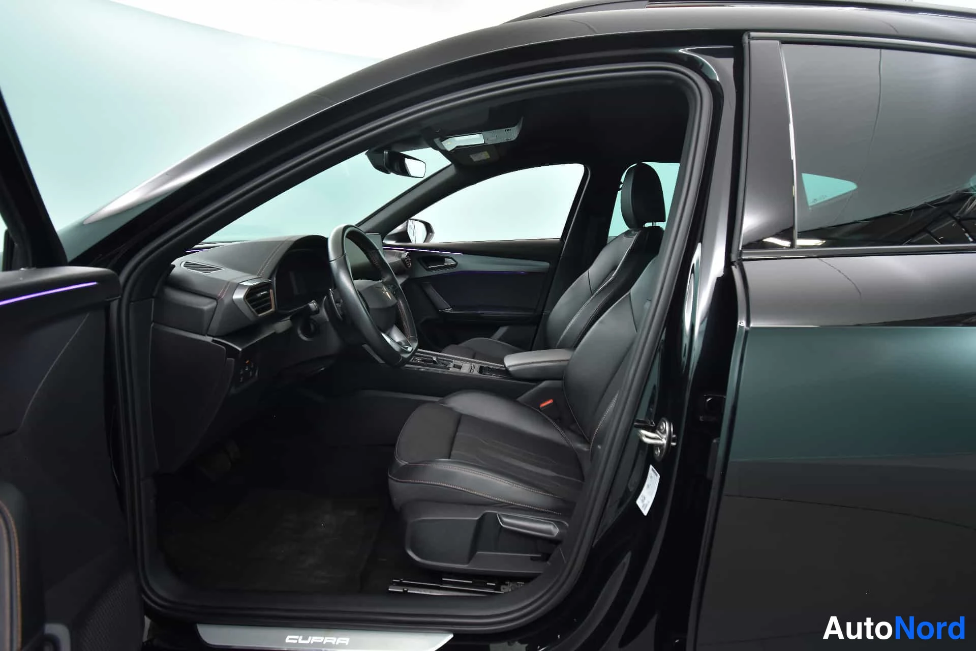 Black Cupra Formentor 2021, cockpit, photo 13