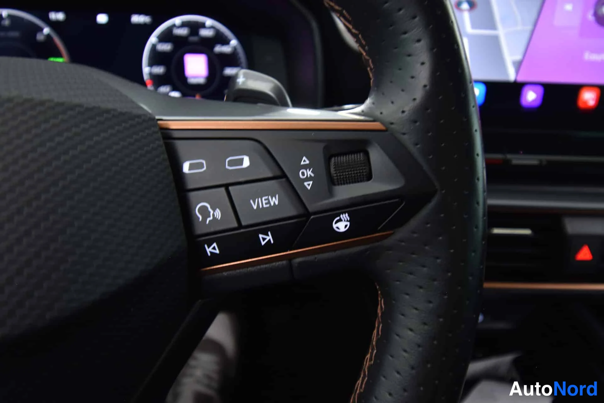 Black Cupra Formentor 2021, detail, photo 23