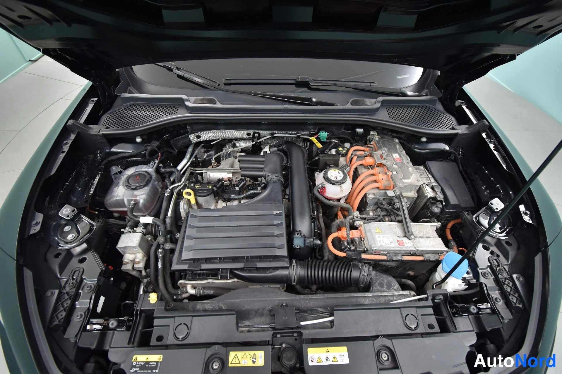 Black Cupra Formentor 2021, engine bay, photo 21