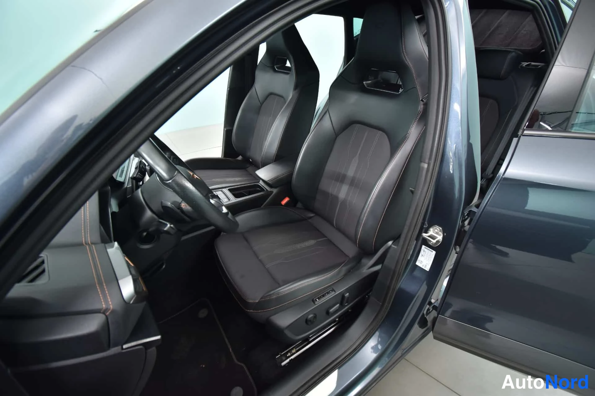 Grey Cupra Formentor 2023, front seats, photo 16