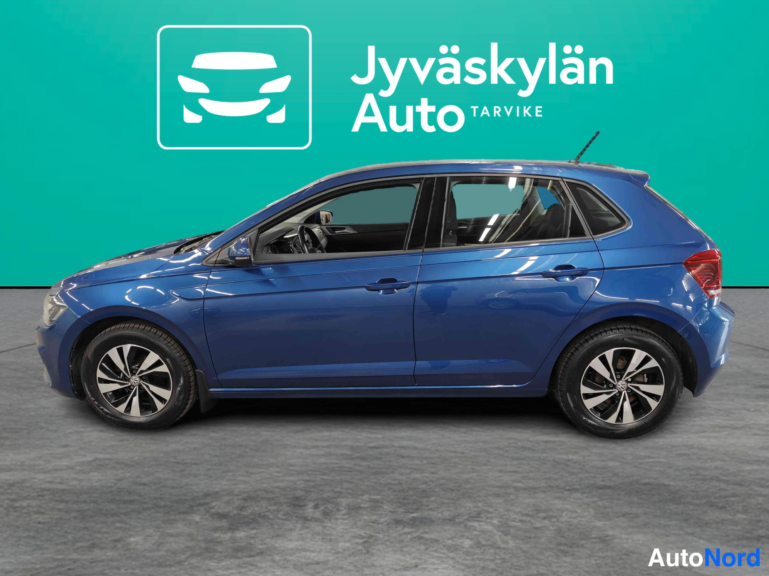 Sininen Volkswagen Polo 2018, sivulta, kuva 8