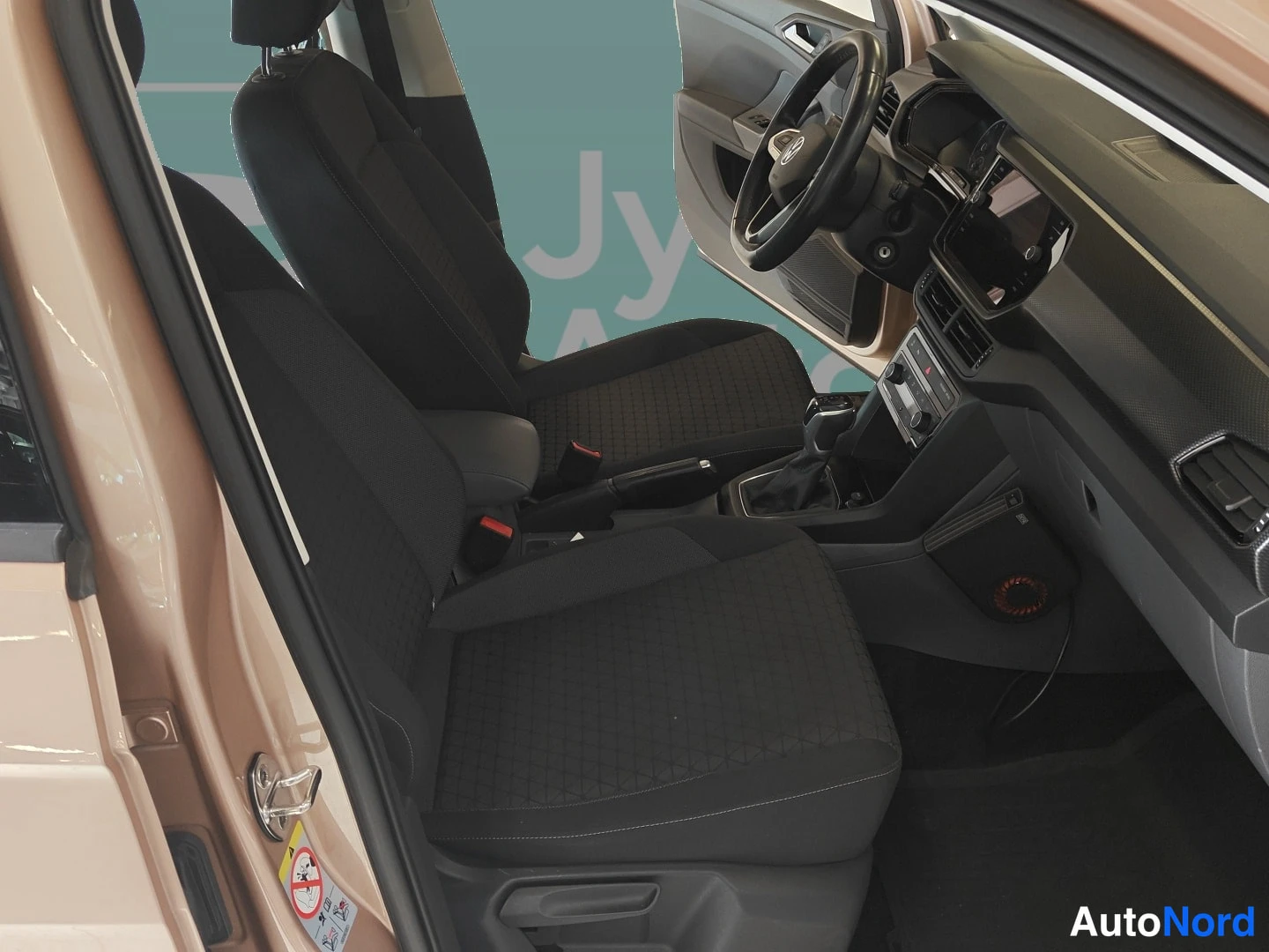Copper Volkswagen T-Cross 2021, front seats, photo 9