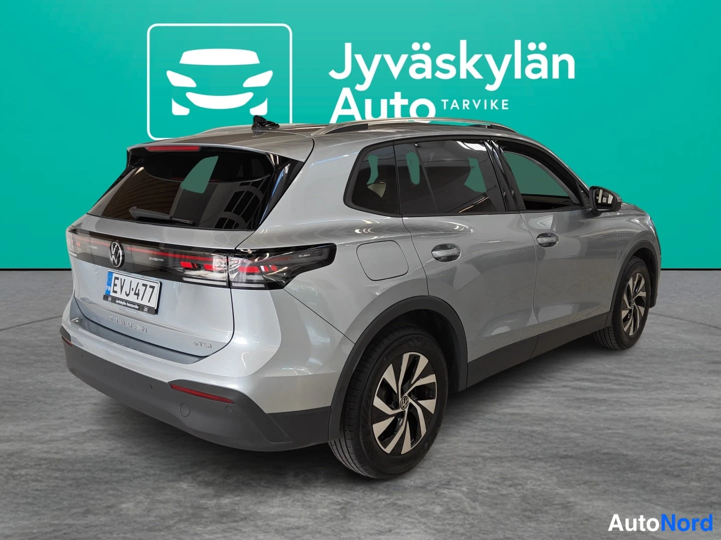 Hopea Volkswagen Tiguan 2024, takaviisto, kuva 3