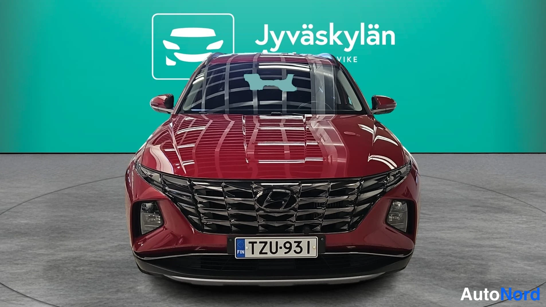 Punainen Hyundai Tucson 2021, edestä, kuva 4