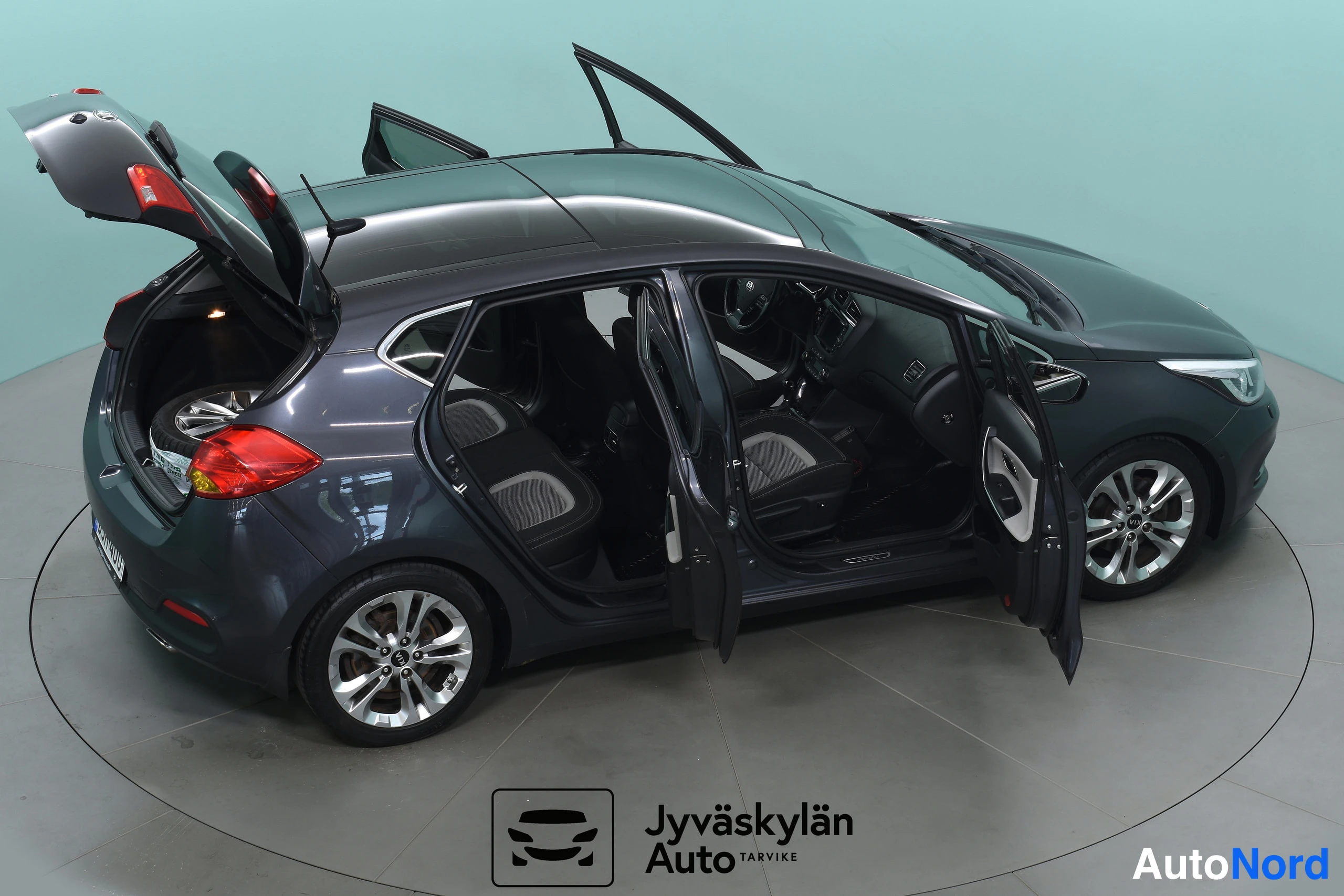 Harmaa Kia Ceed 2012, takaviisto, kuva 18