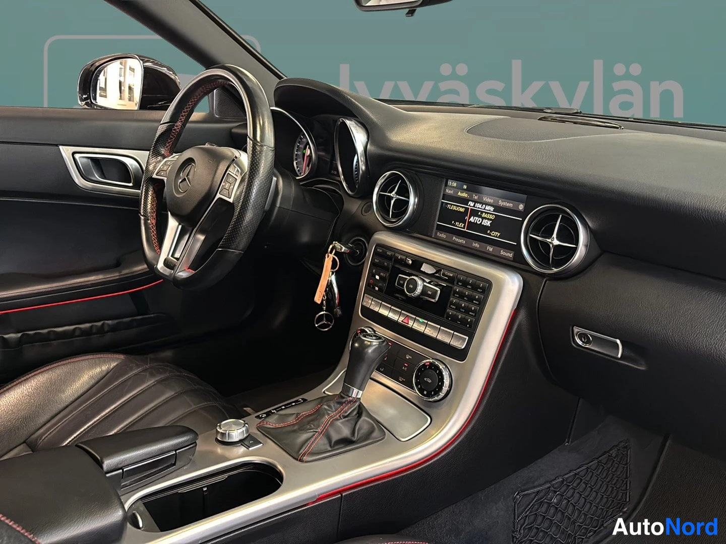 Black Mercedes-Benz SLK 2011, cockpit, photo 14