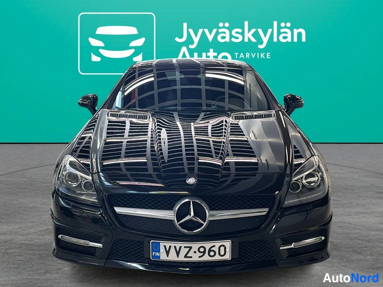 Black Mercedes-Benz SLK 2011, front, photo 6
