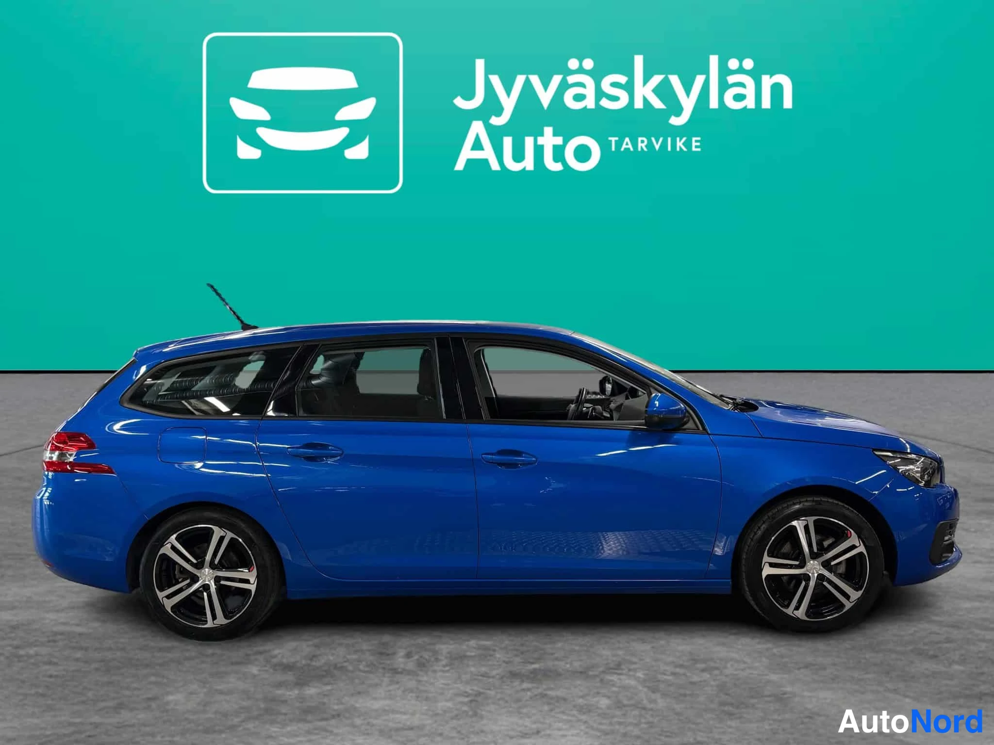 Sininen Peugeot 308 2020, takaviisto, kuva 13
