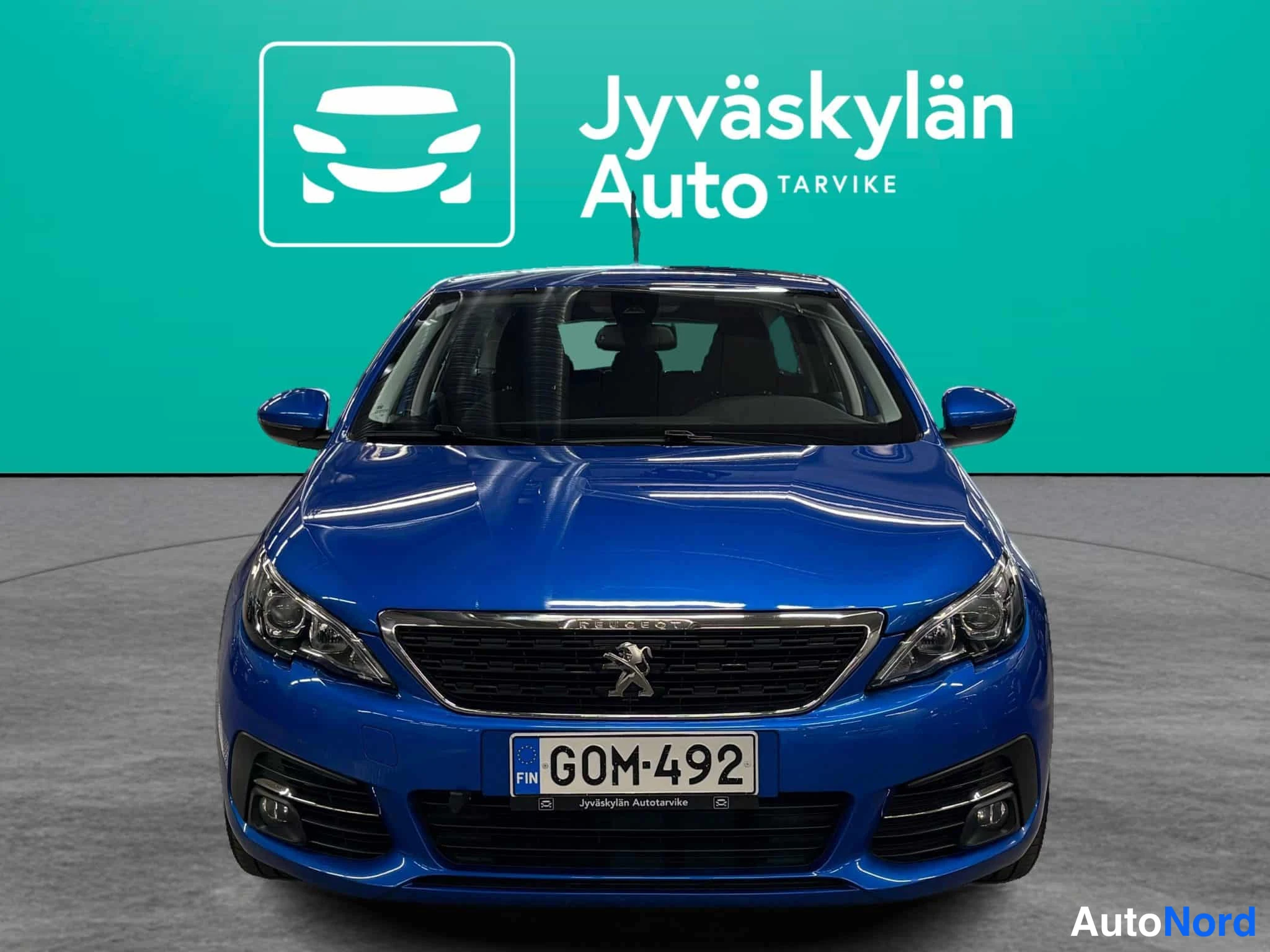 Sininen Peugeot 308 2020, edestä, kuva 7