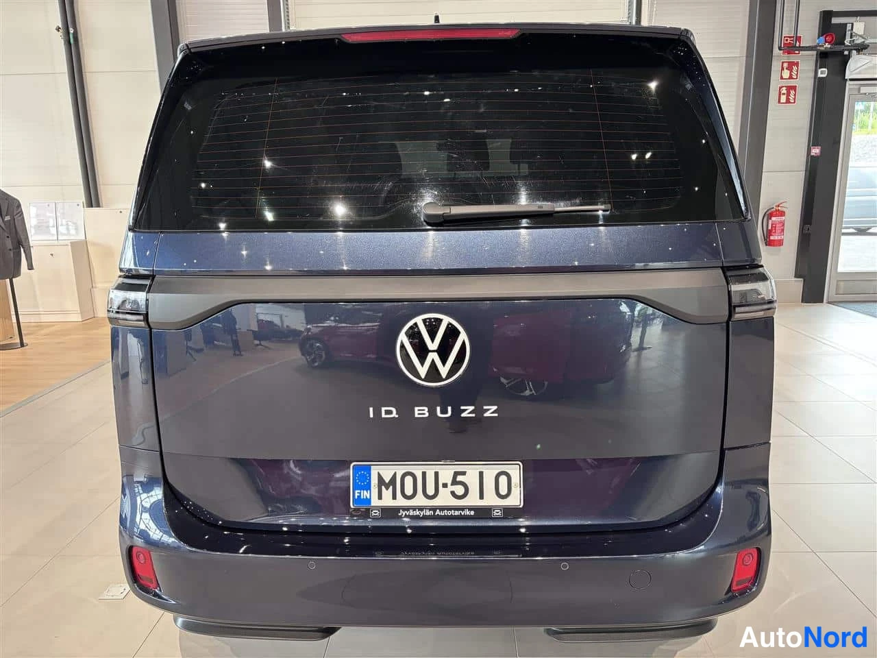 Blue Volkswagen ID. Buzz 2022, rear, photo 6