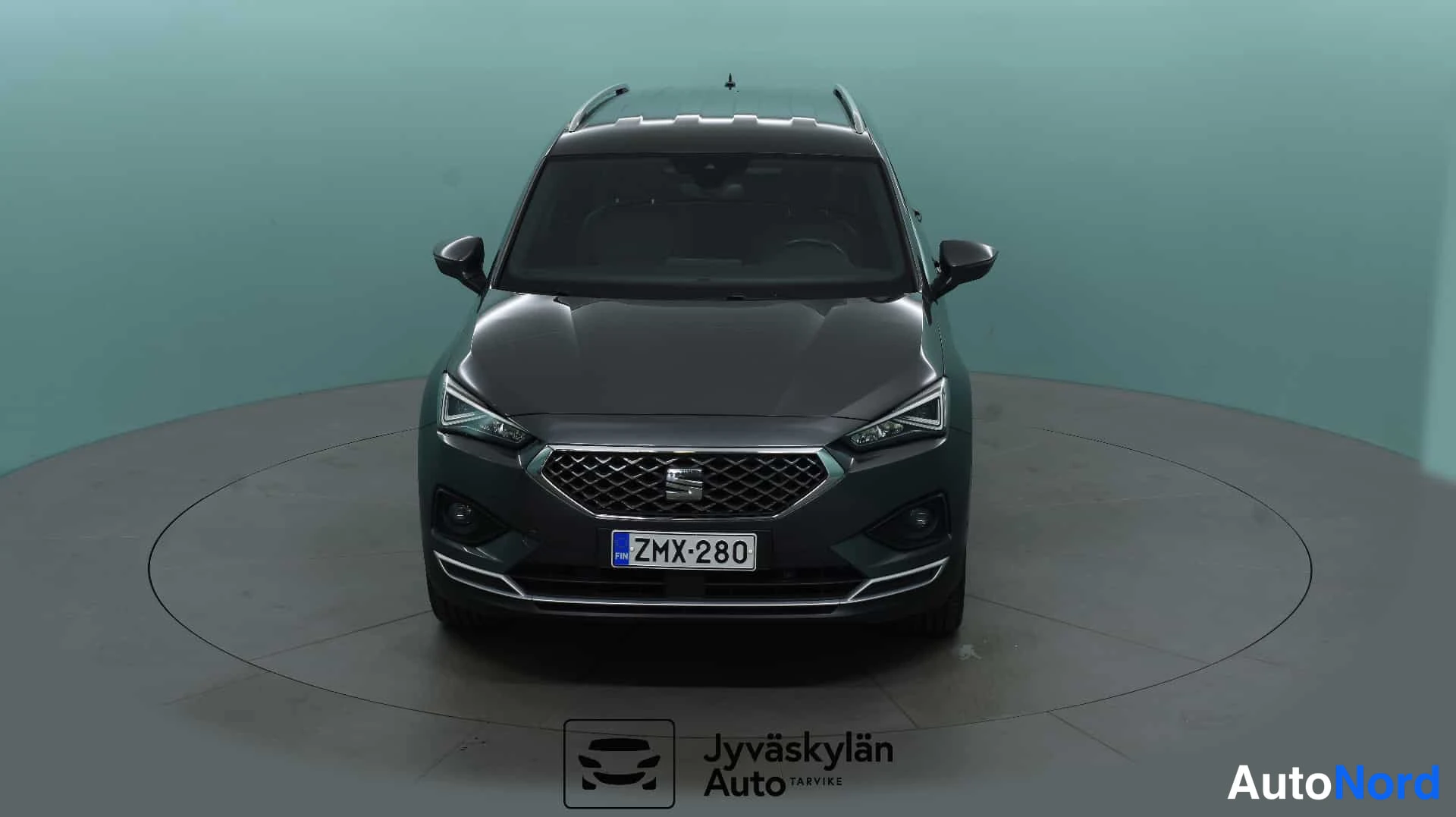 Harmaa Seat Tarraco 2020, edestä, kuva 5