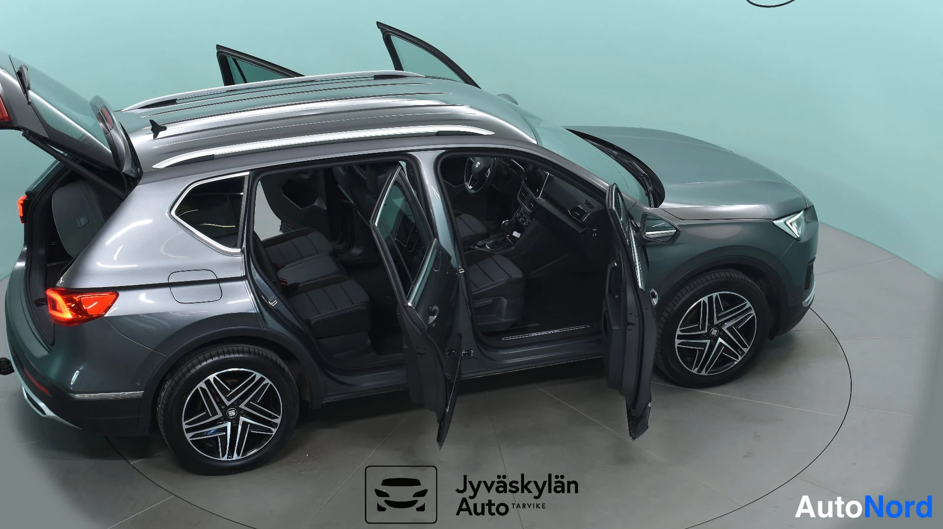 Harmaa Seat Tarraco 2020, takaviisto, kuva 9