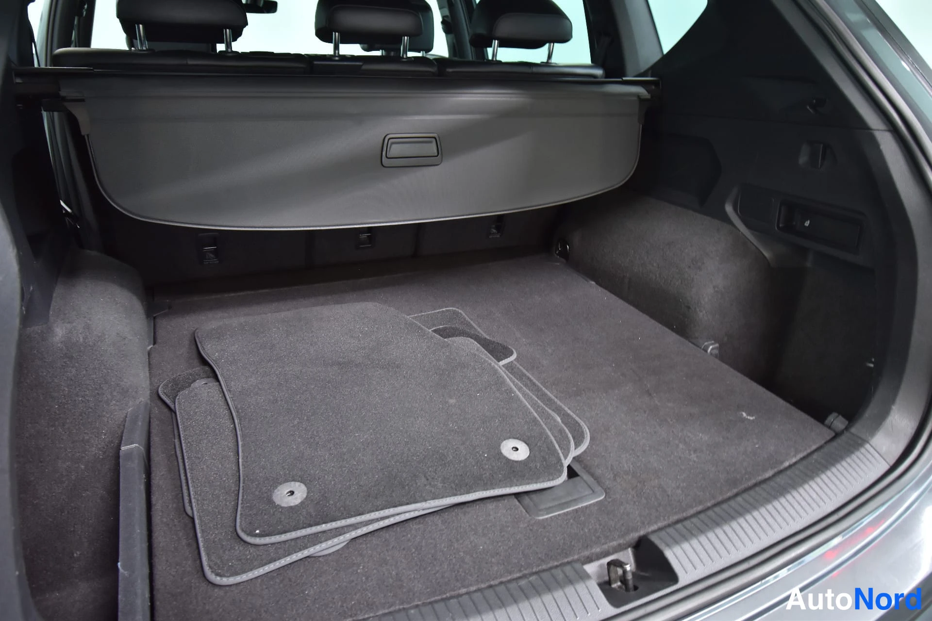 Harmaa Seat Tarraco 2020, tavaratila, kuva 19