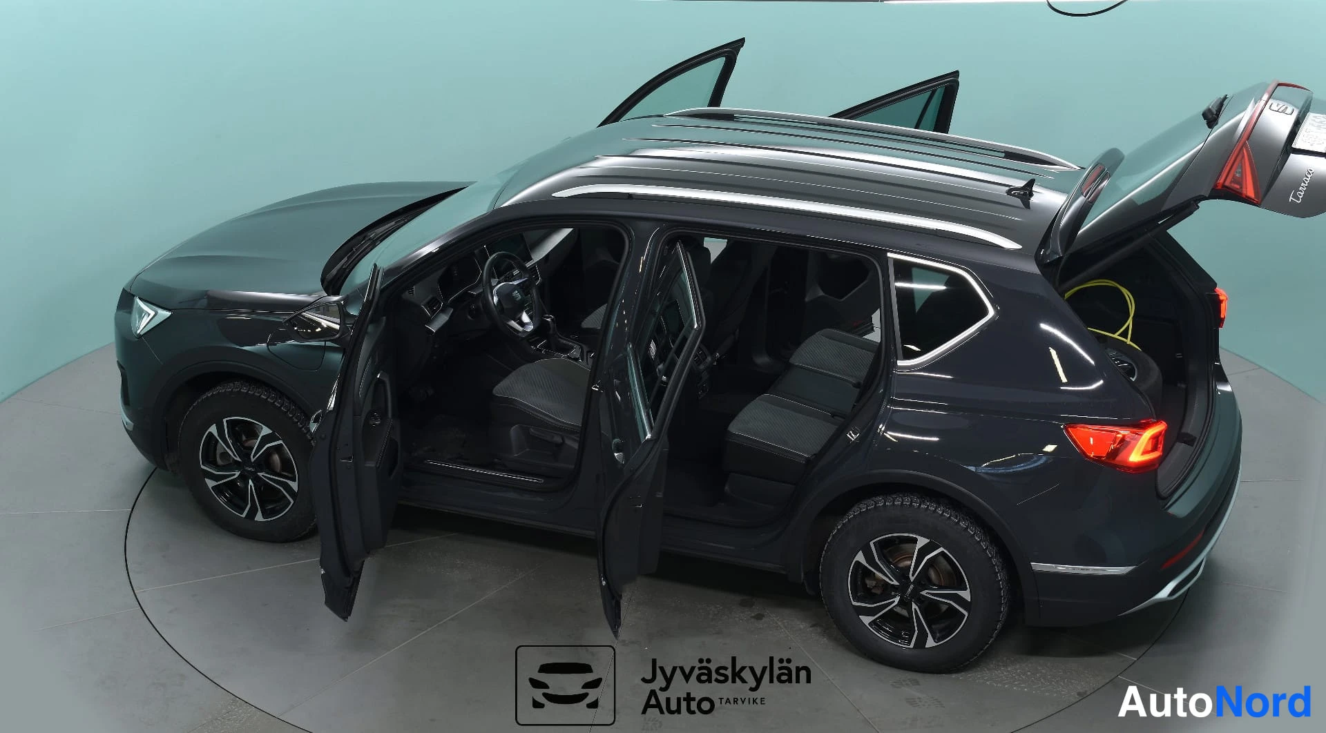 Harmaa Seat Tarraco 2023, takaviisto, kuva 10