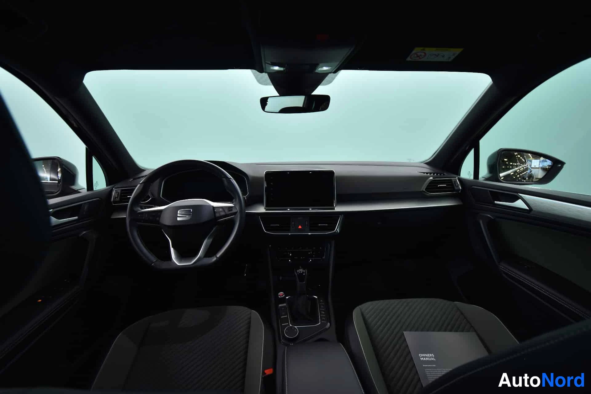 Harmaa Seat Tarraco 2023, ohjaamo, kuva 15