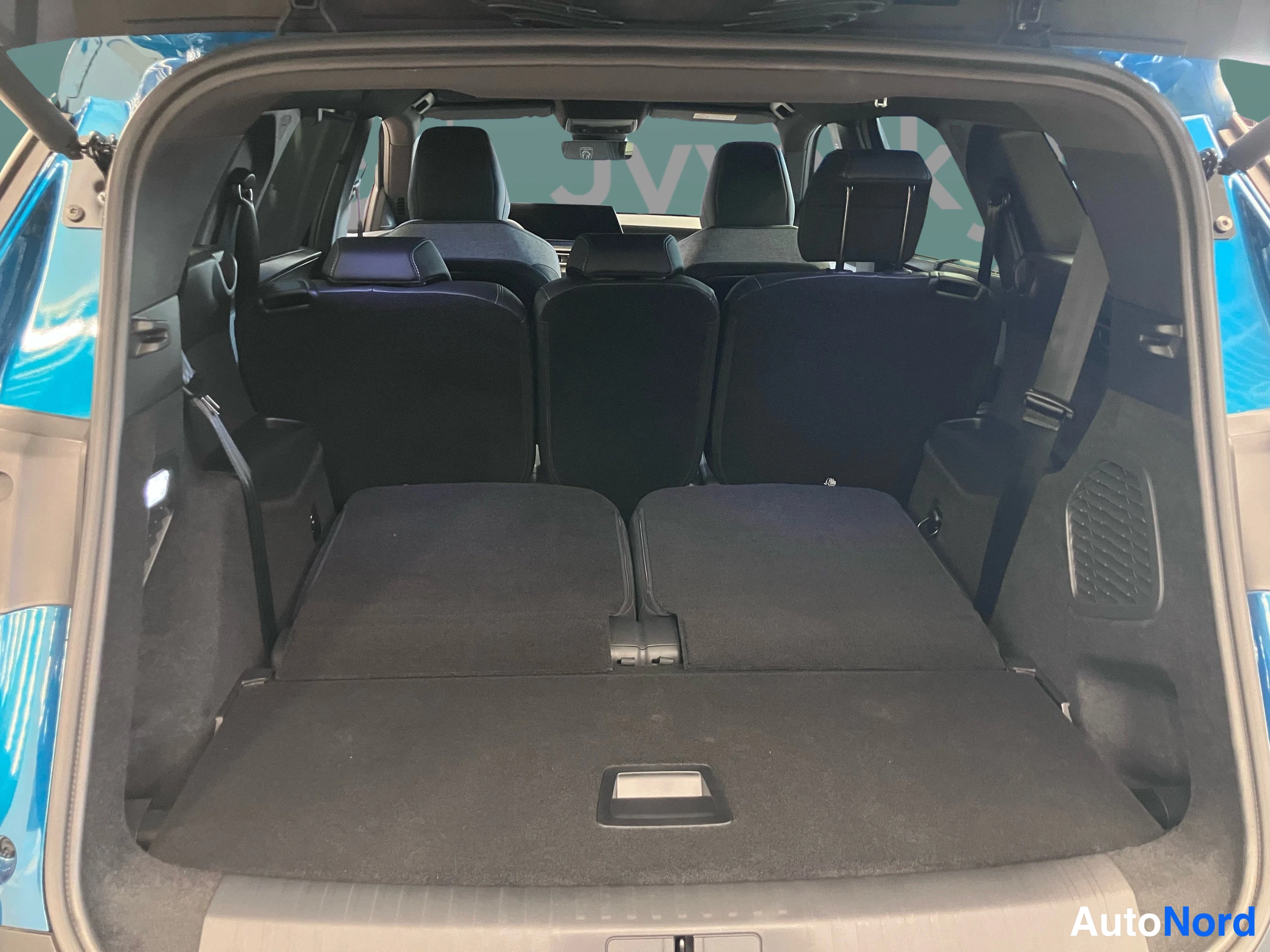 Sininen Peugeot 5008 2026, tavaratila, kuva 24
