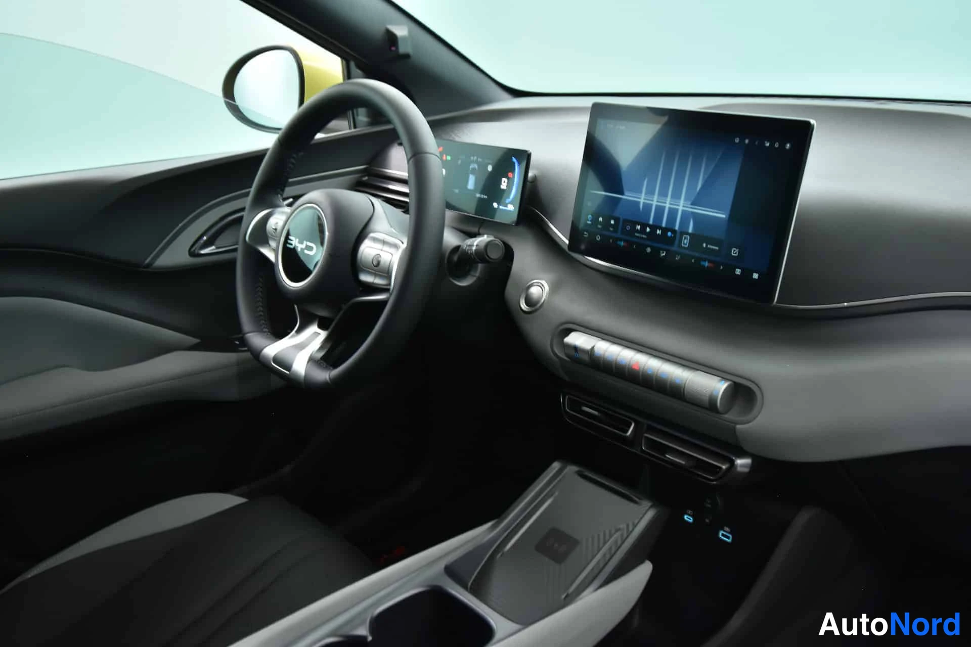 Vihreä BYD Dolphin Surf 2026, ohjaamo, kuva 15